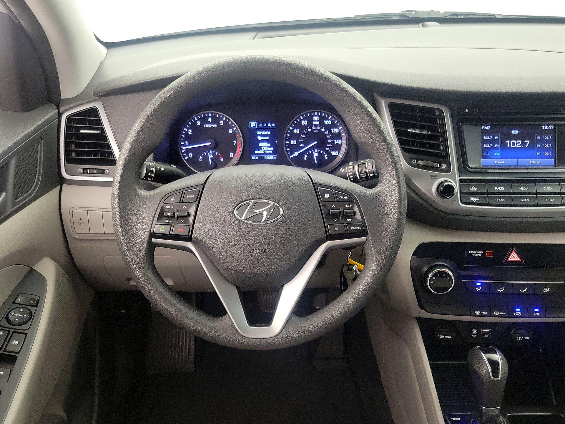 Thumbnail: 2017 Hyundai Tucson - 10
