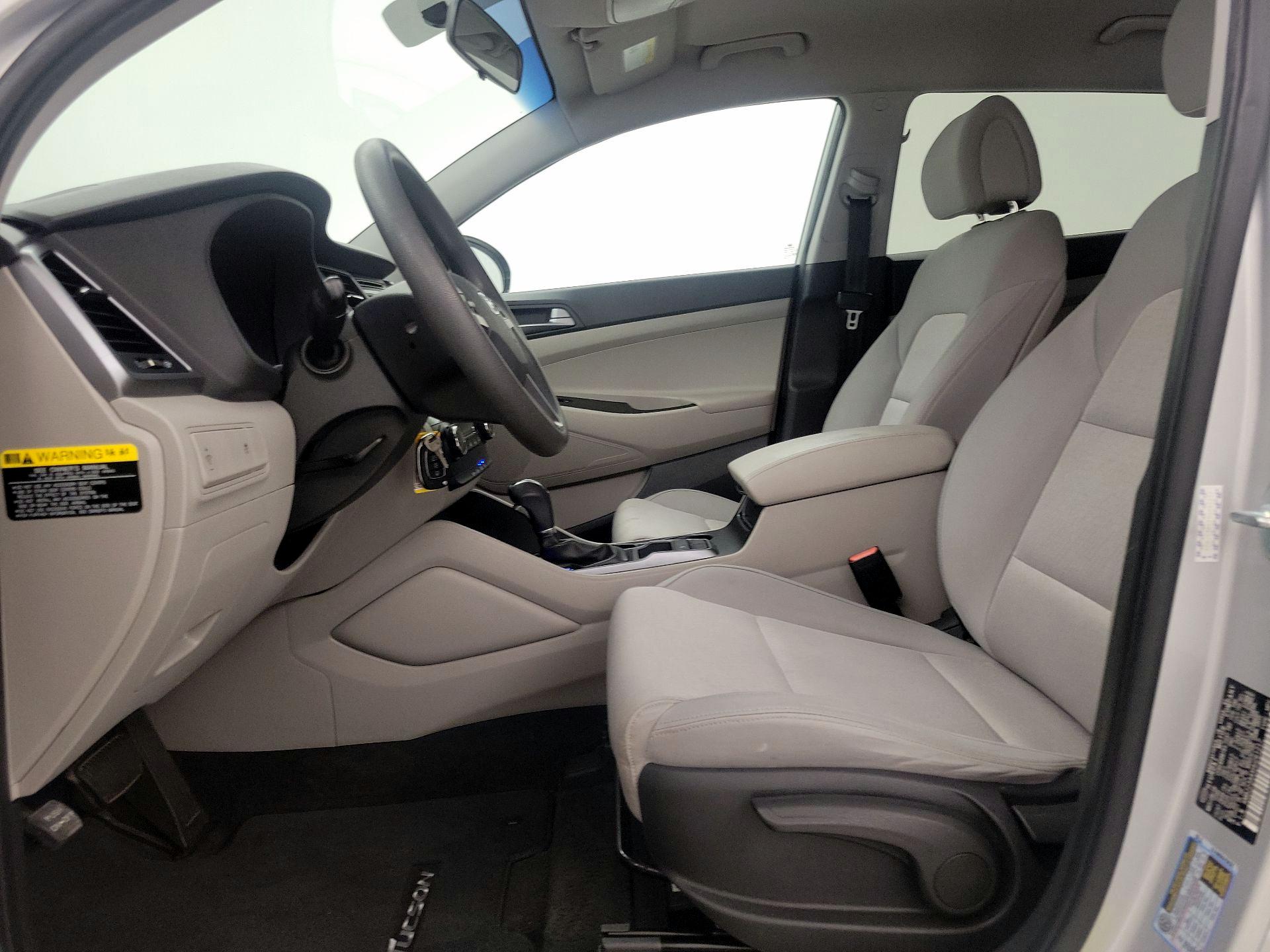Thumbnail: 2017 Hyundai Tucson - 11