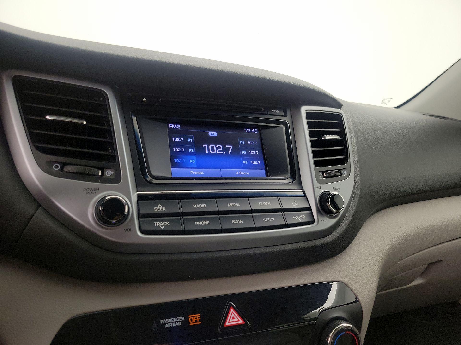 Thumbnail: 2017 Hyundai Tucson - 15