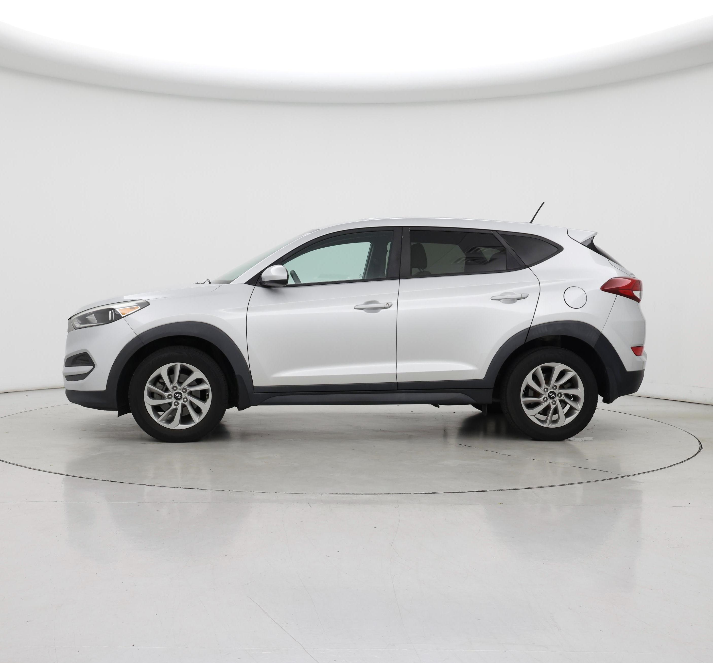 Thumbnail: 2017 Hyundai Tucson - 3