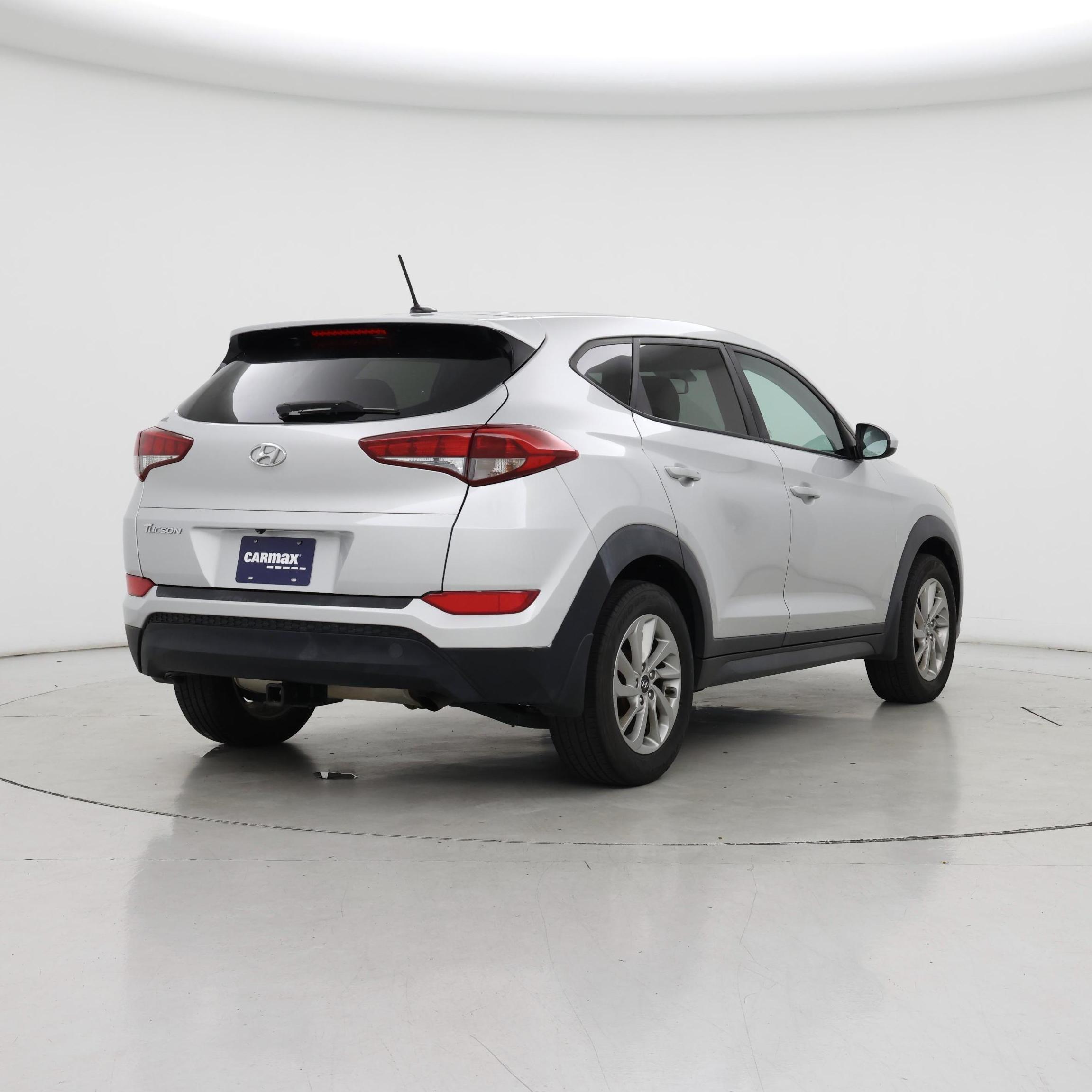 Thumbnail: 2017 Hyundai Tucson - 8