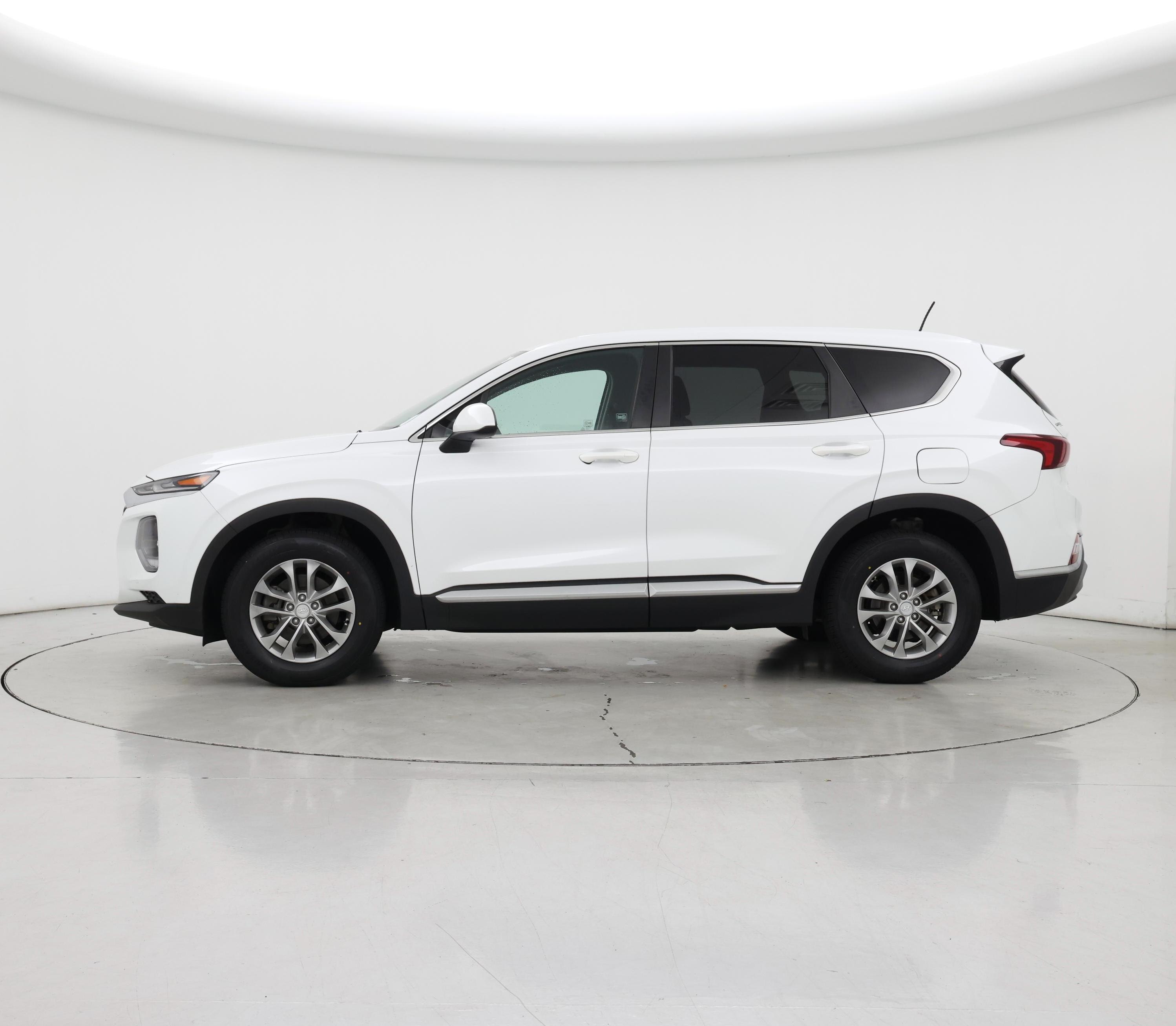 Thumbnail: 2019 Hyundai Santa Fe - 3
