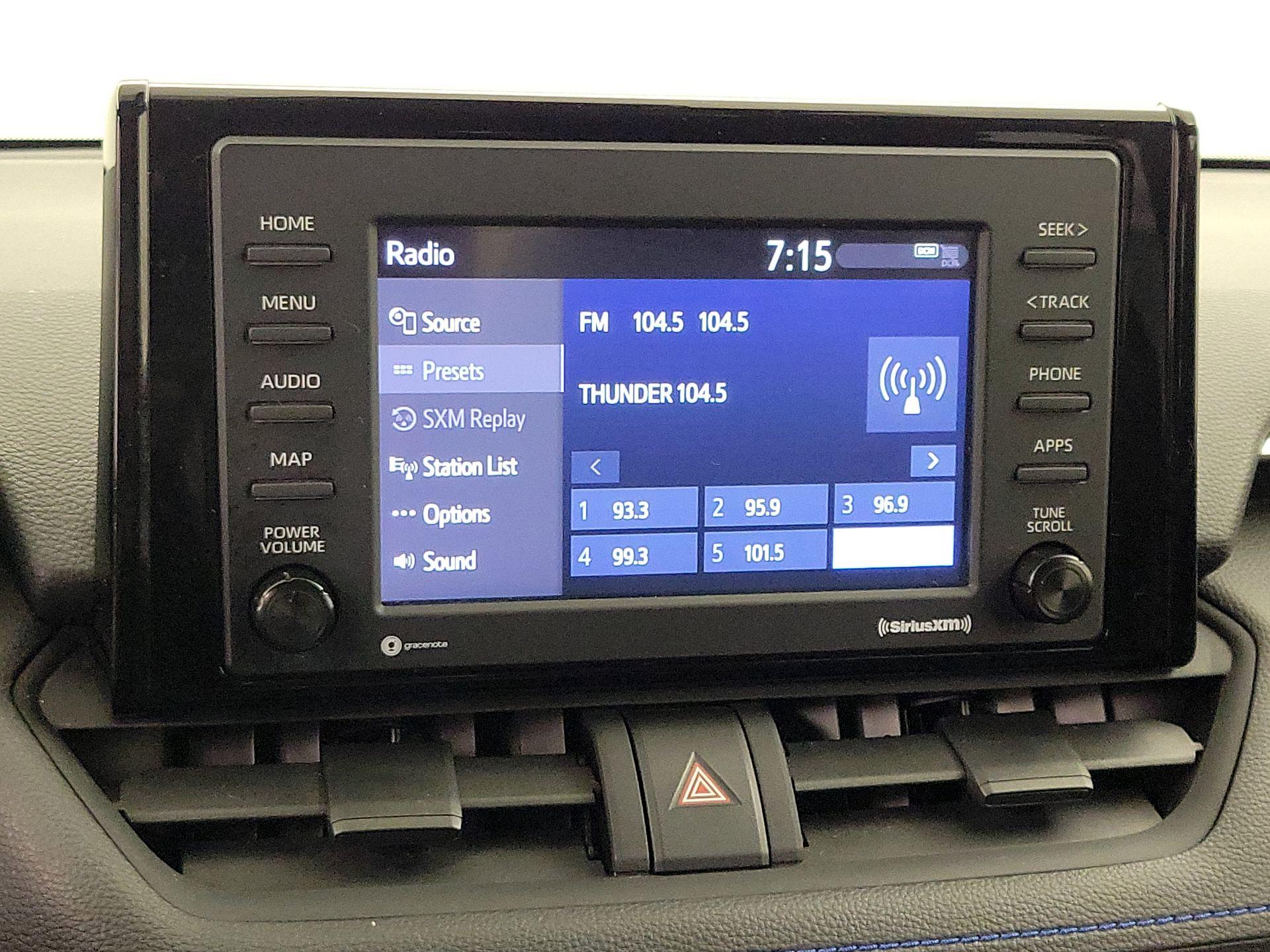 Thumbnail: 2022 Toyota RAV4 - 15