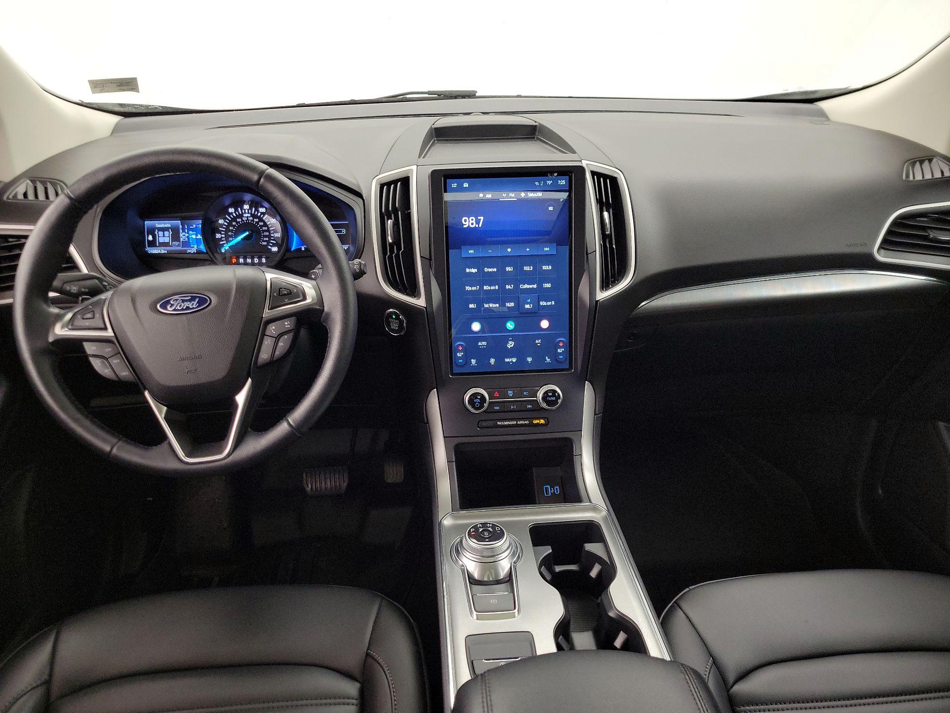 Thumbnail: 2022 Ford Edge - 9
