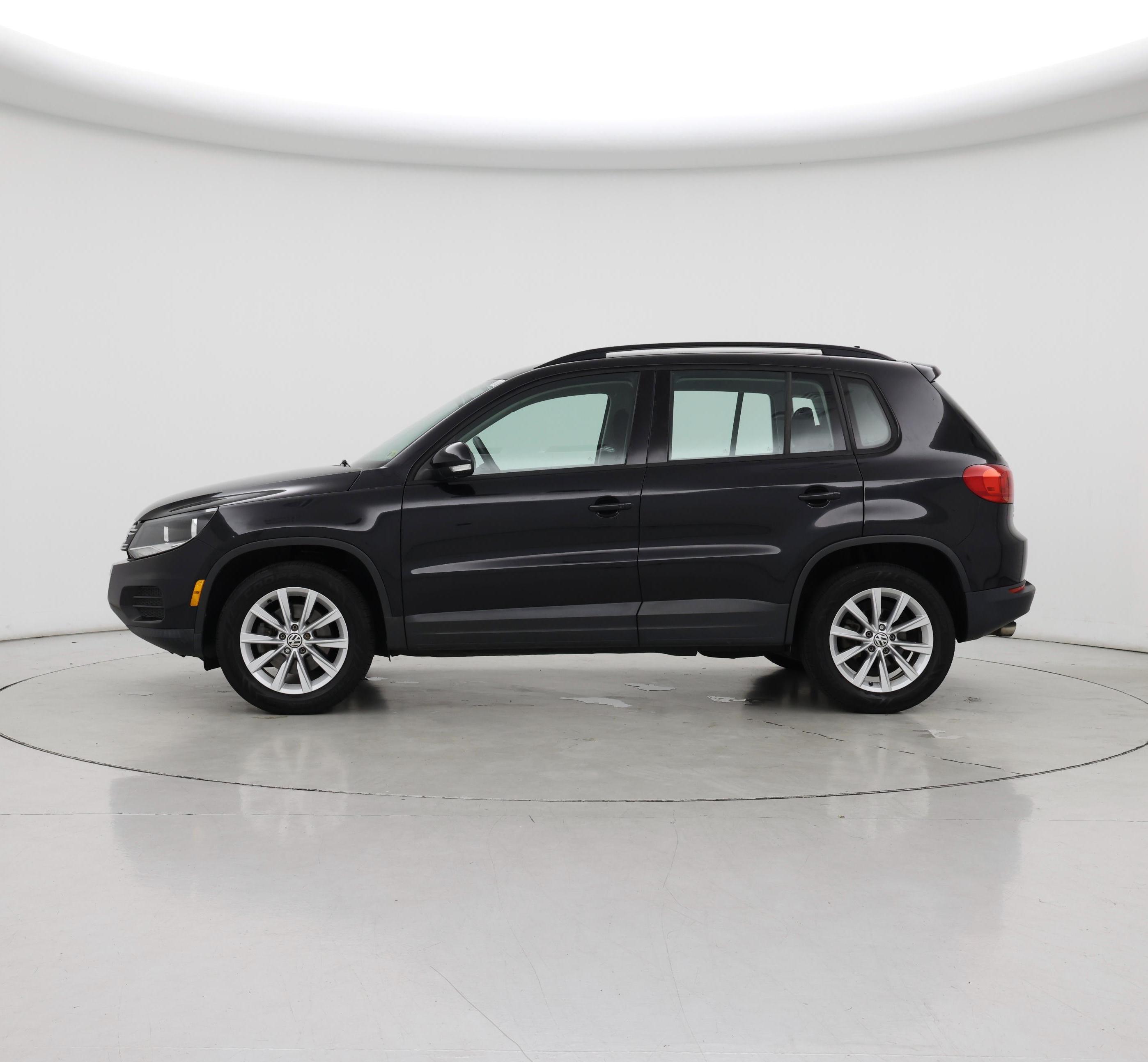 Thumbnail: 2018 Volkswagen Tiguan - 3