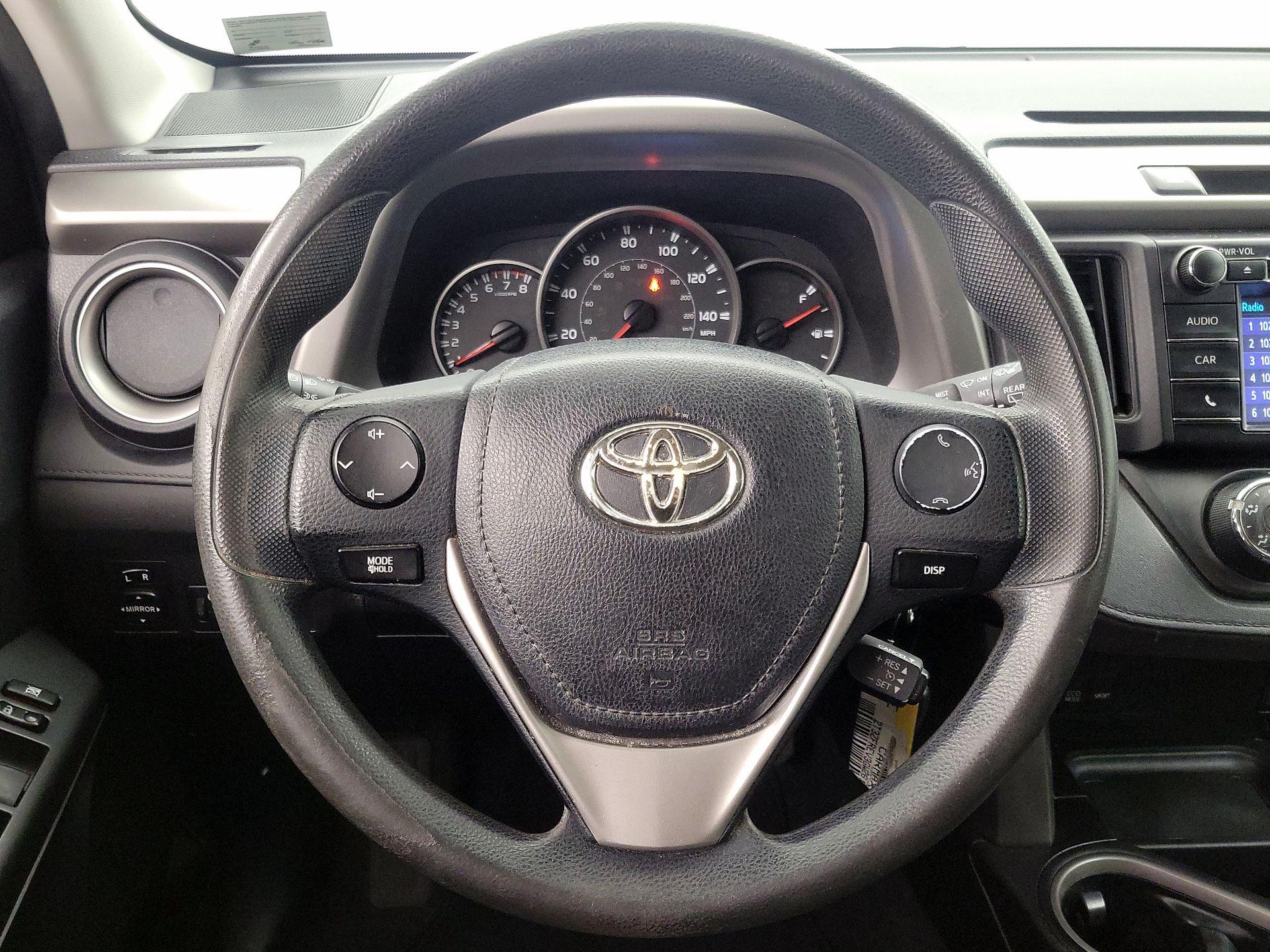 Thumbnail: 2016 Toyota RAV4 - 10
