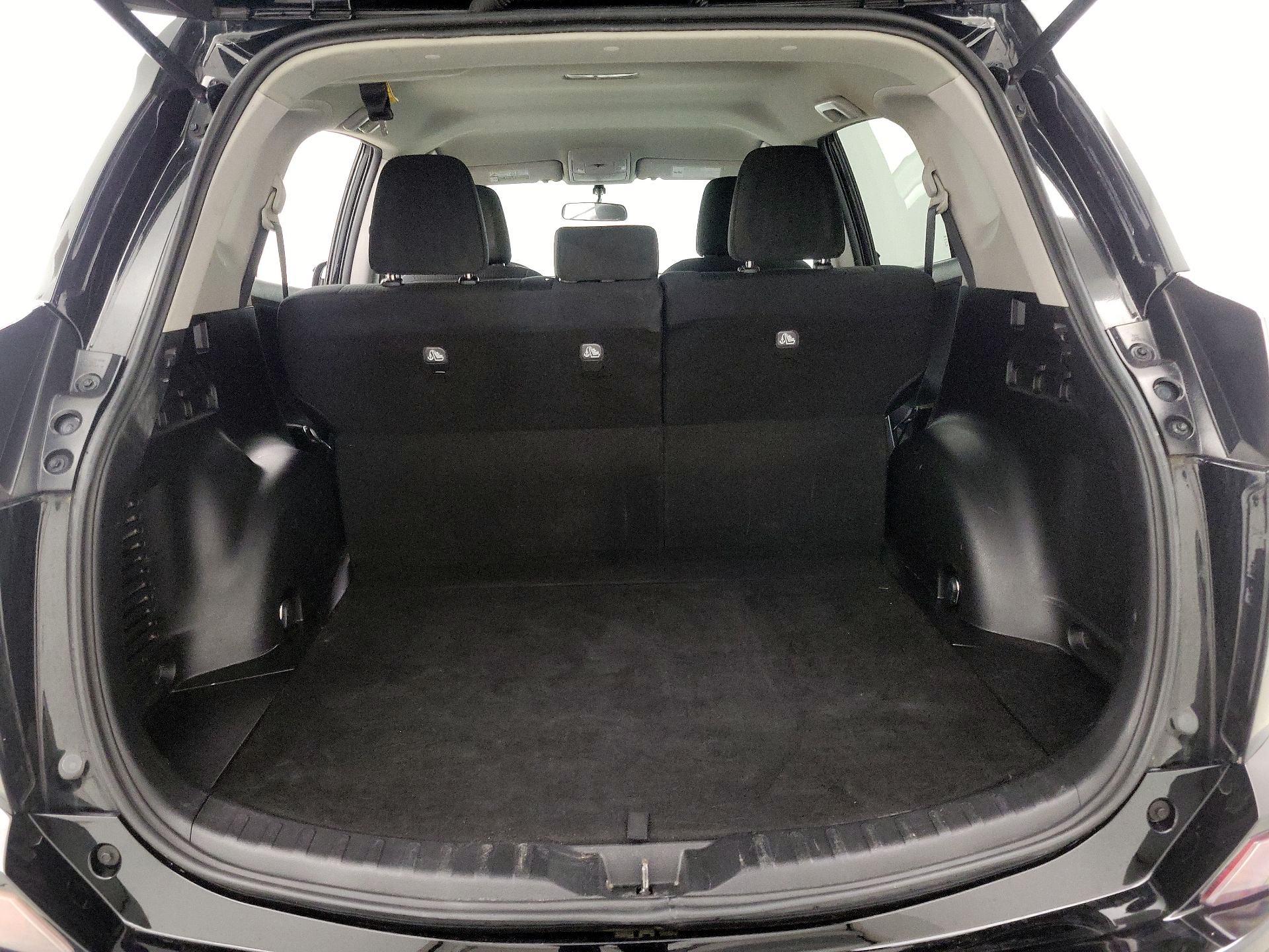 Thumbnail: 2016 Toyota RAV4 - 20