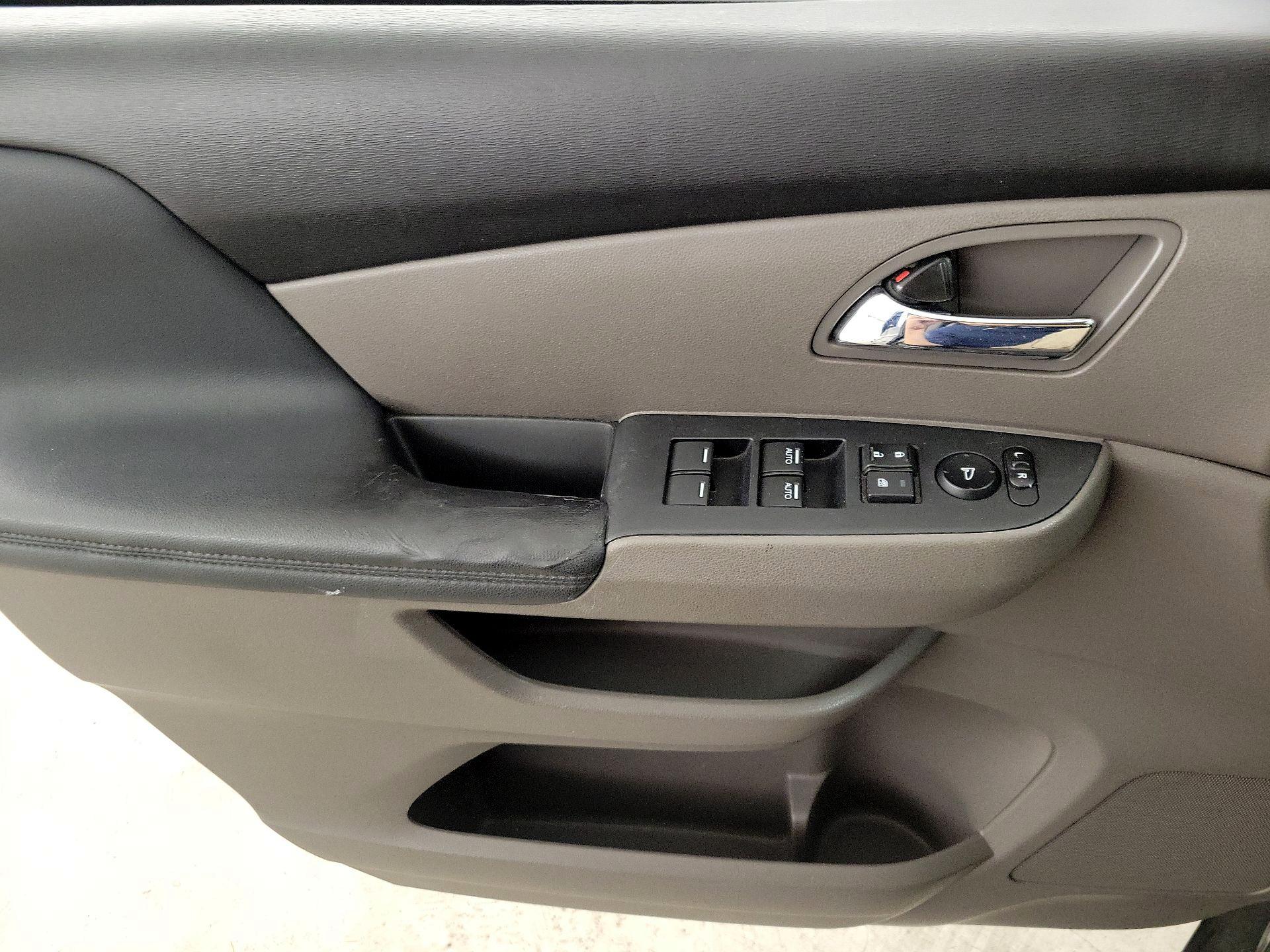 Thumbnail: 2017 Honda Odyssey - 12