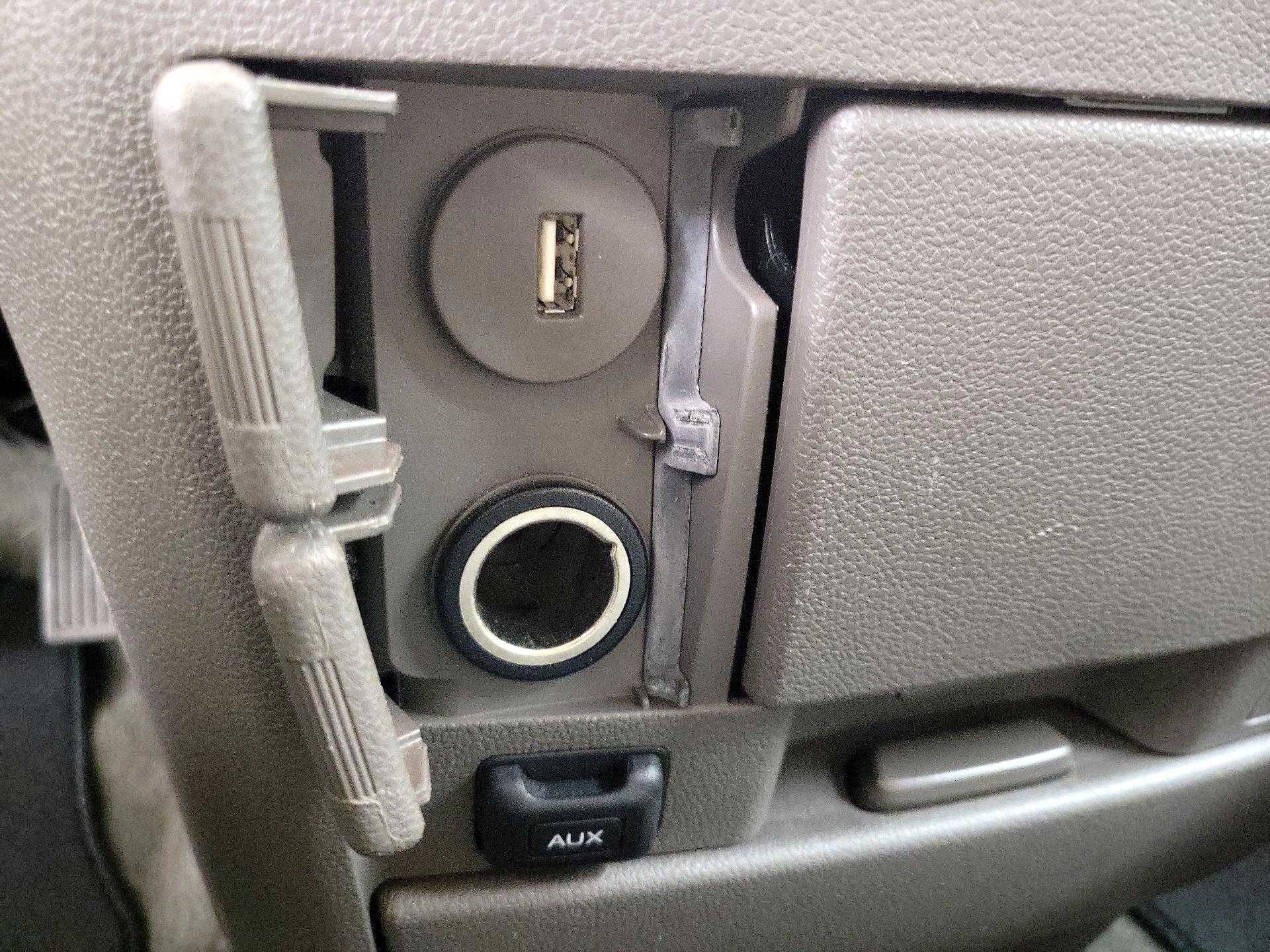 Thumbnail: 2017 Honda Odyssey - 18