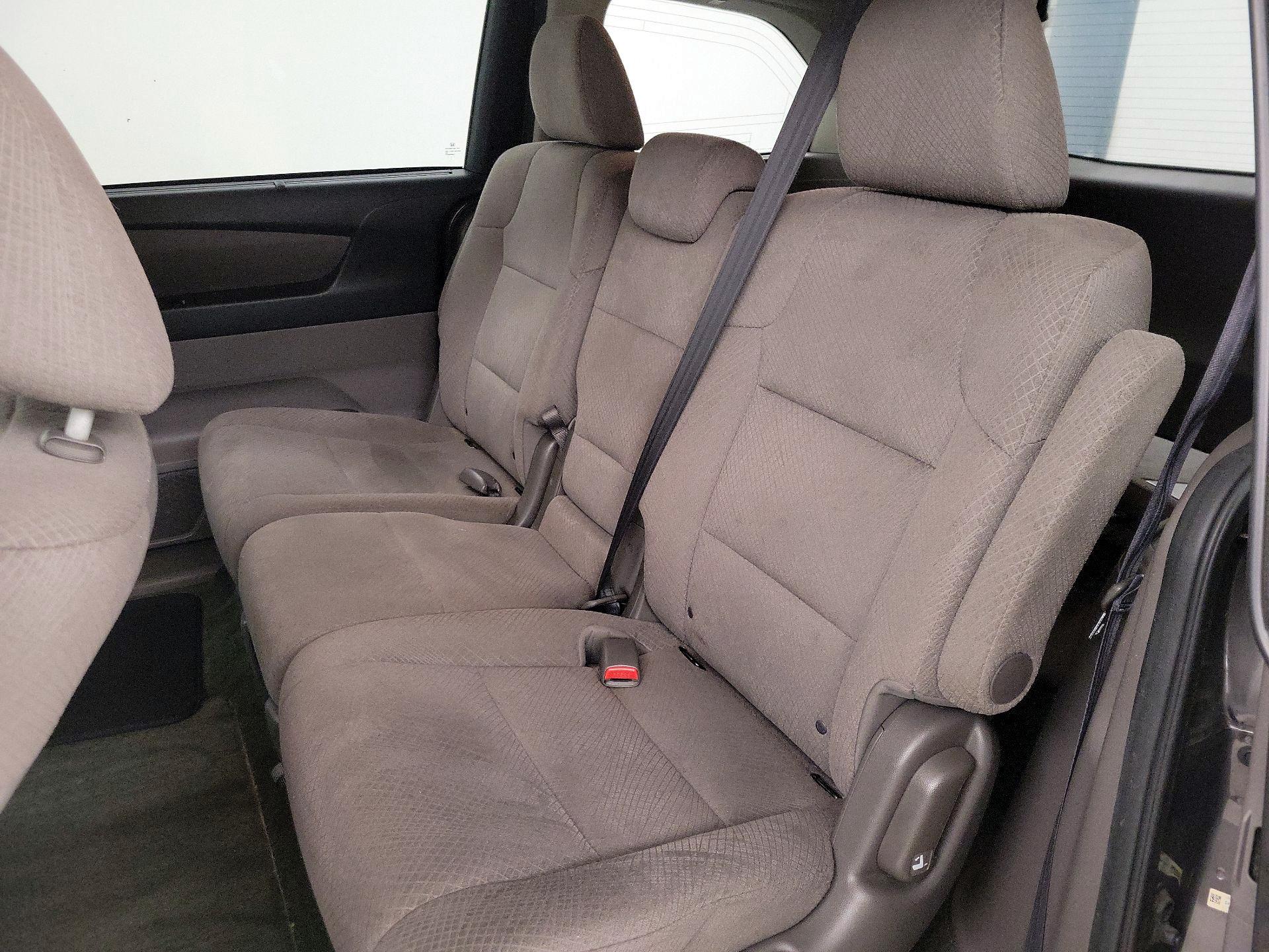 Thumbnail: 2017 Honda Odyssey - 19