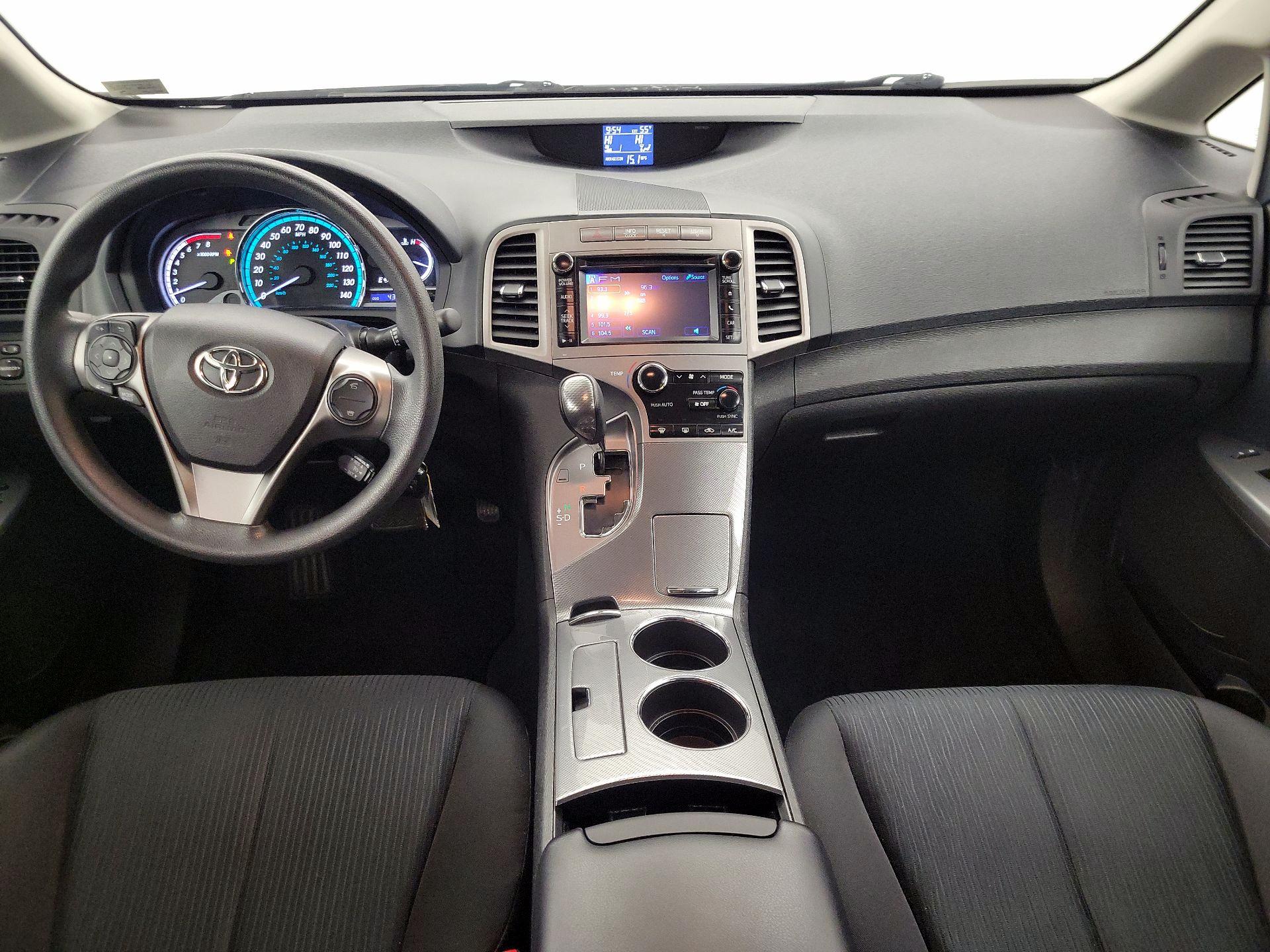 Thumbnail: 2014 Toyota Venza - 9