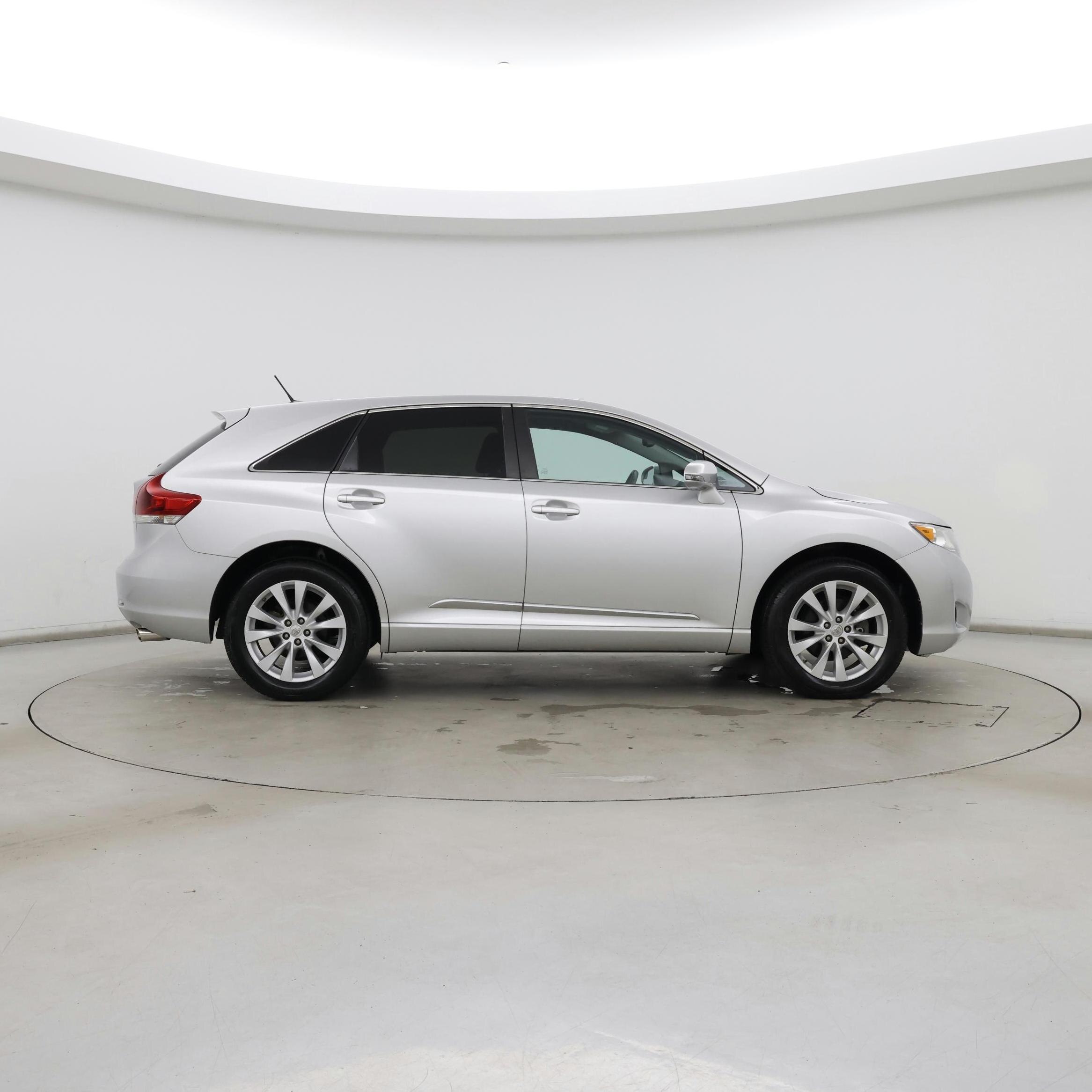 Thumbnail: 2014 Toyota Venza - 7