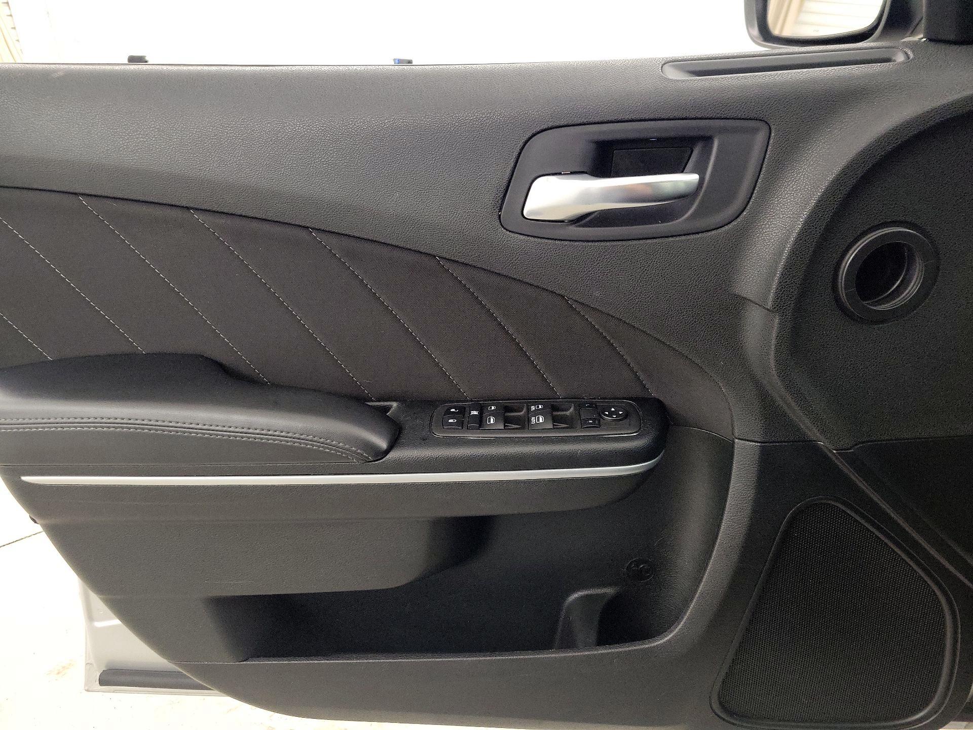 Thumbnail: 2022 Dodge Charger - 12