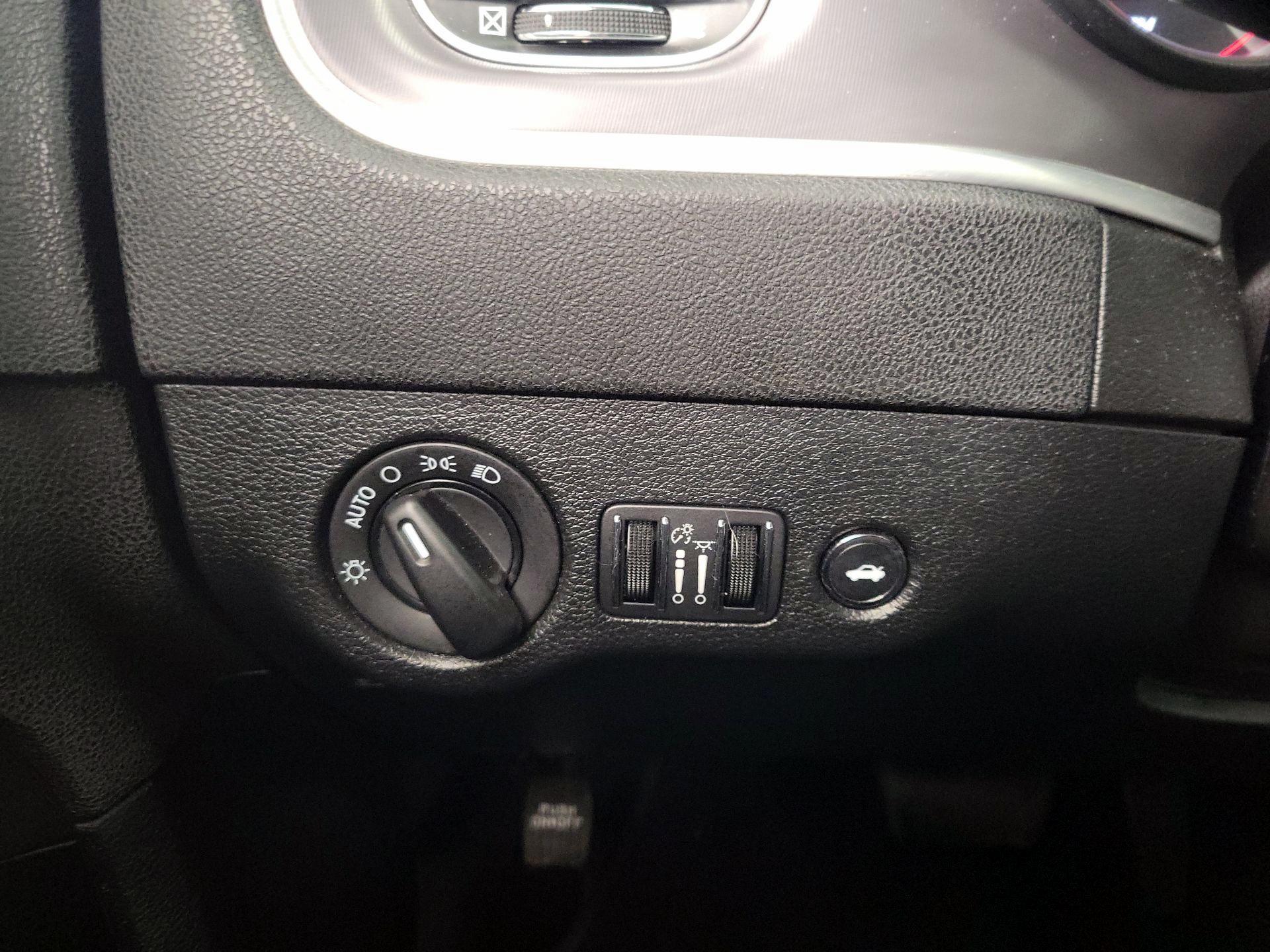 Thumbnail: 2022 Dodge Charger - 13