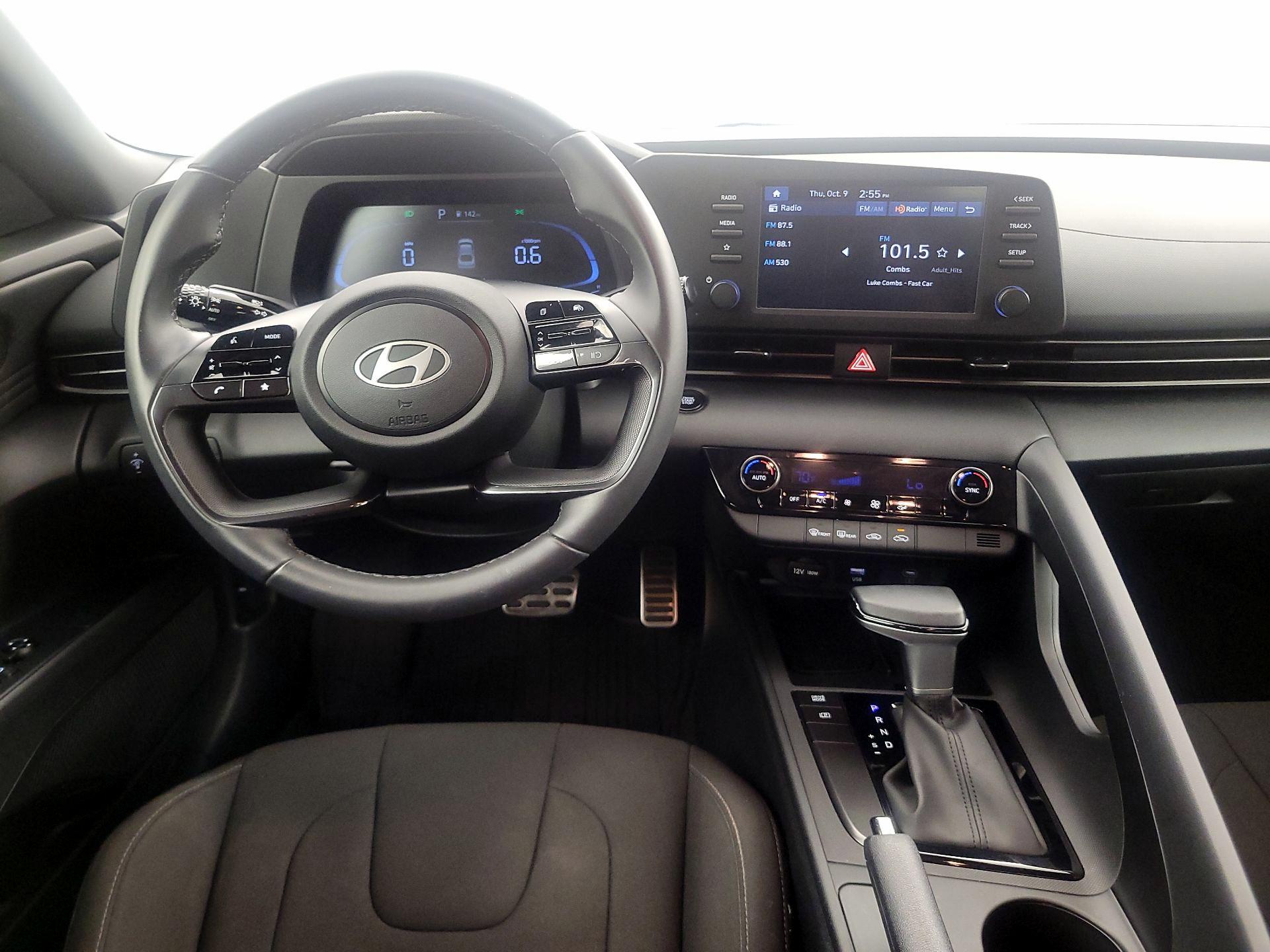 Thumbnail: 2025 Hyundai Elantra - 10