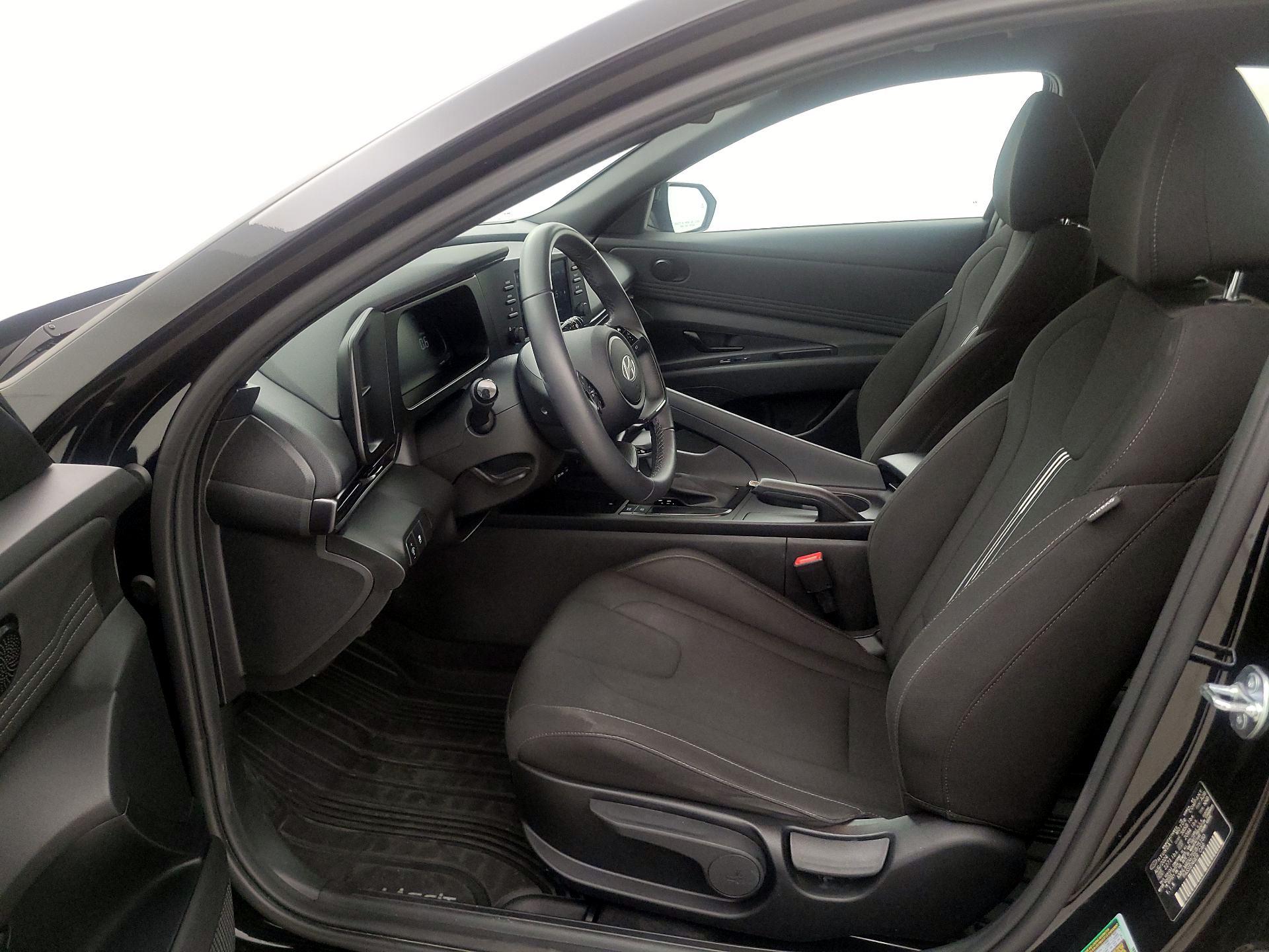 Thumbnail: 2025 Hyundai Elantra - 11