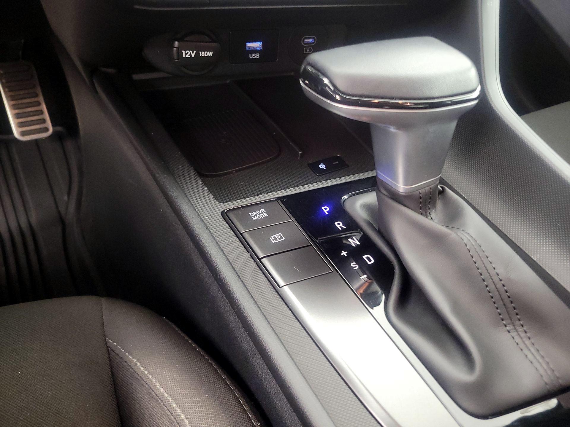 Thumbnail: 2025 Hyundai Elantra - 17