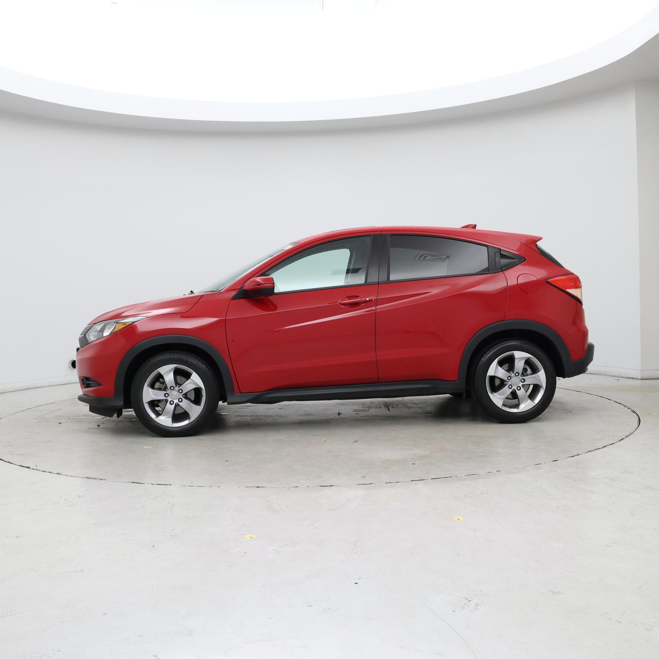 Thumbnail: 2017 Honda HR-V - 3