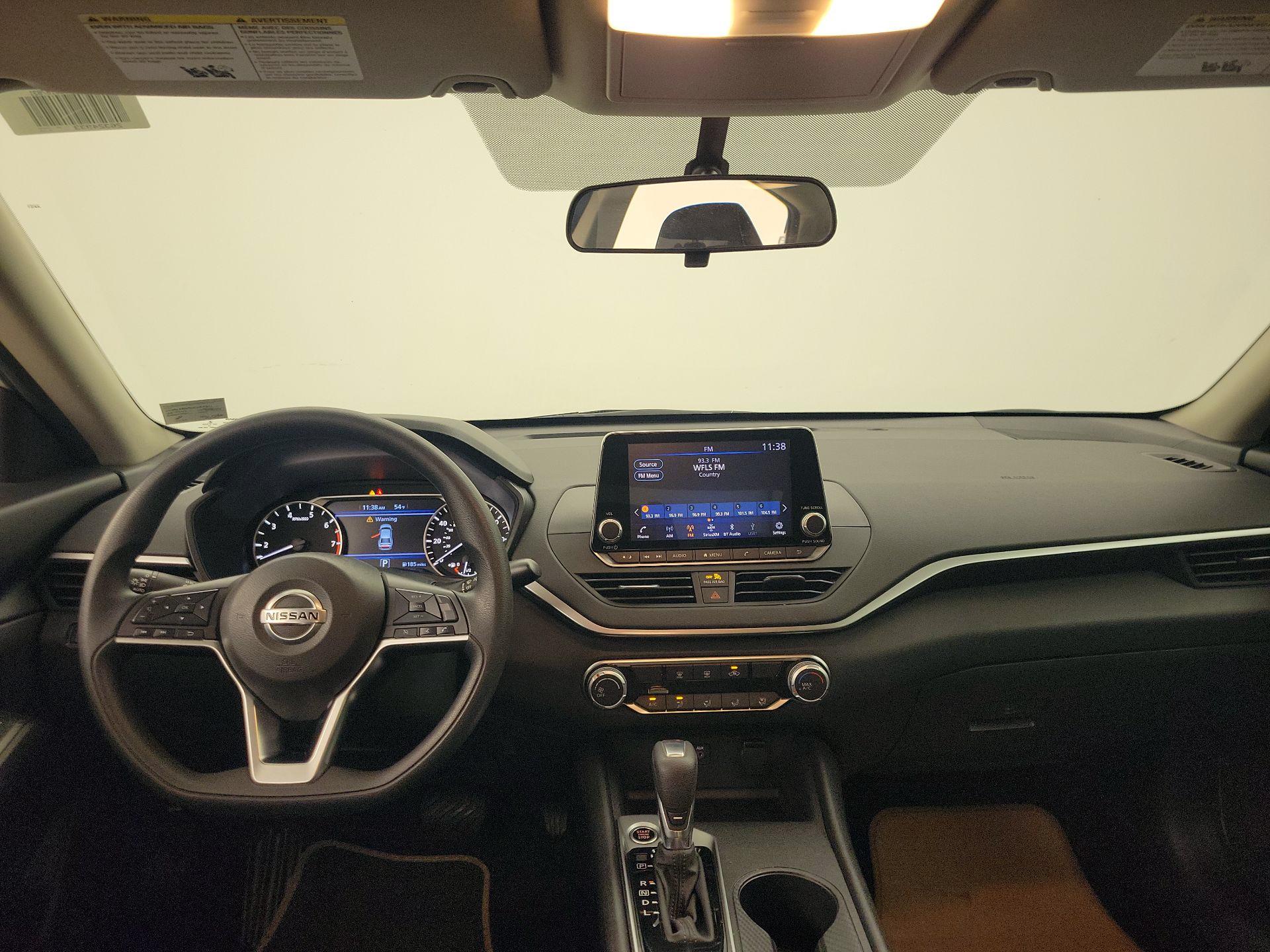 Thumbnail: 2020 Nissan Altima - 9