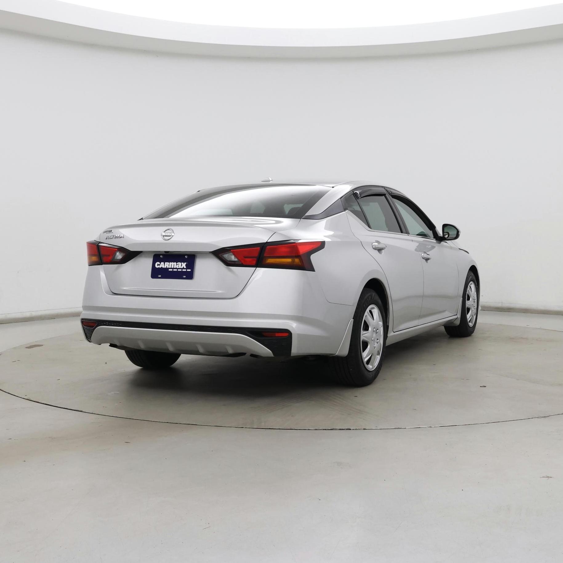 Thumbnail: 2020 Nissan Altima - 8
