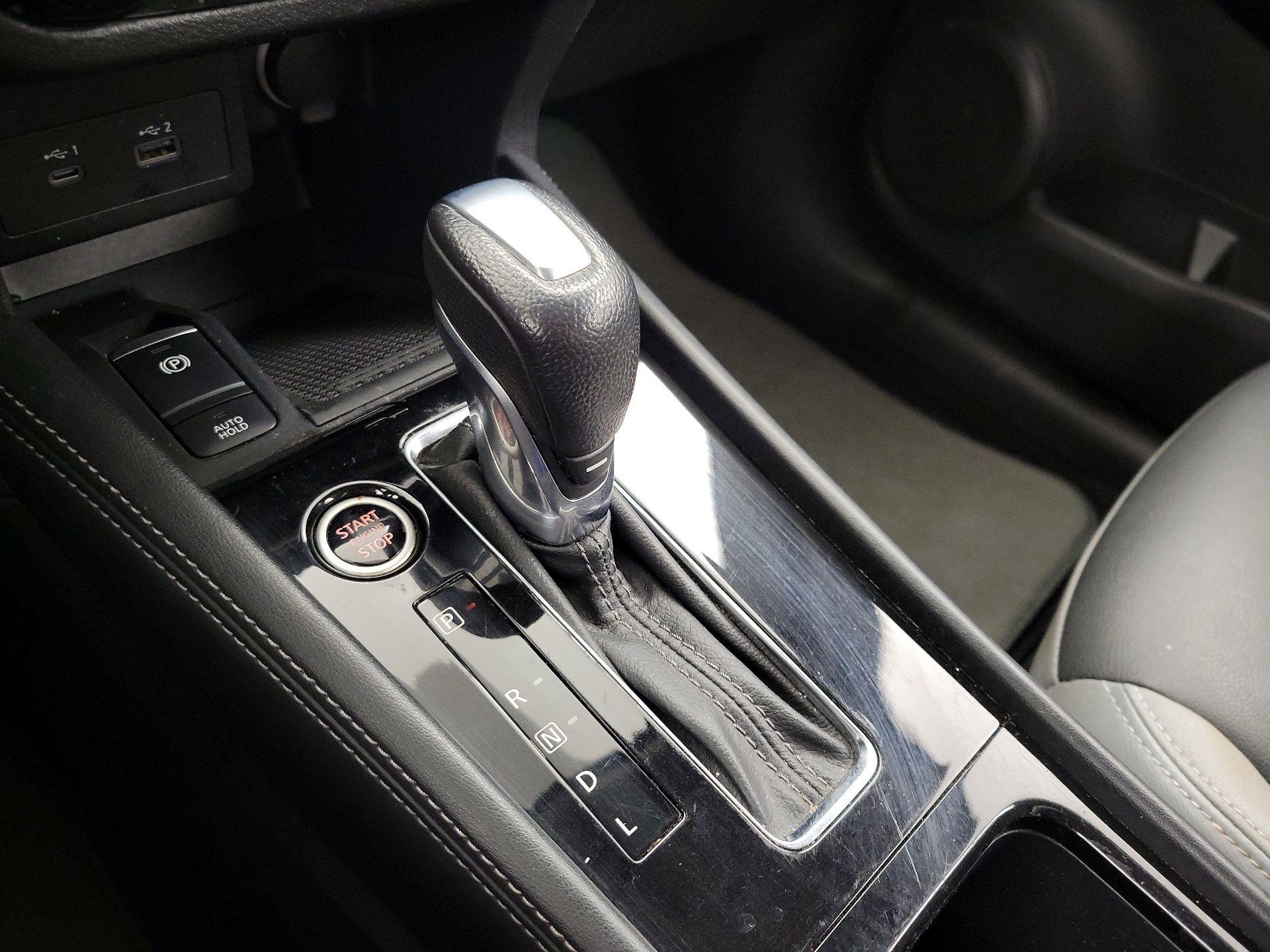 Thumbnail: 2021 Nissan Kicks - 17