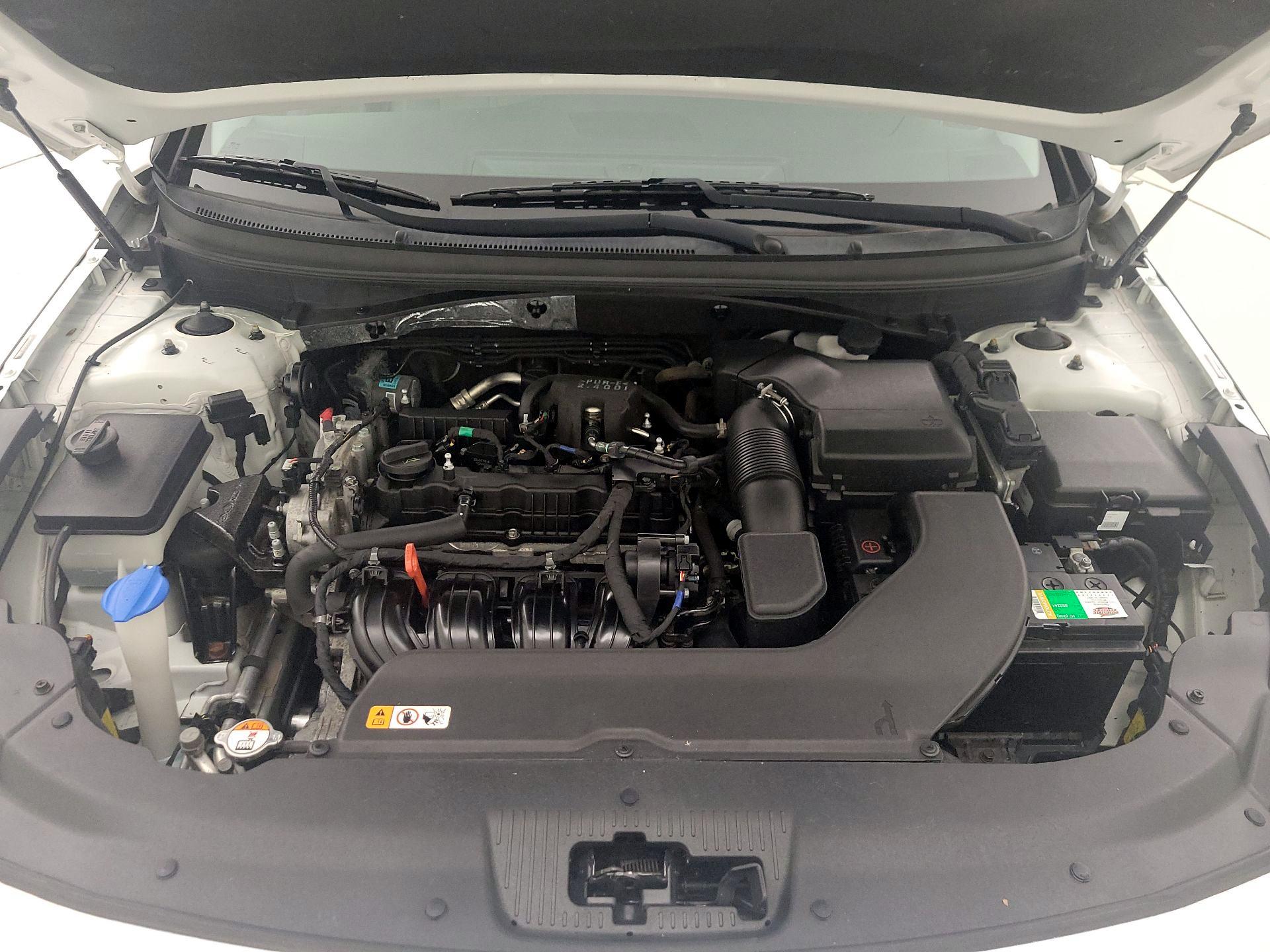 Thumbnail: 2016 Hyundai Sonata - 20