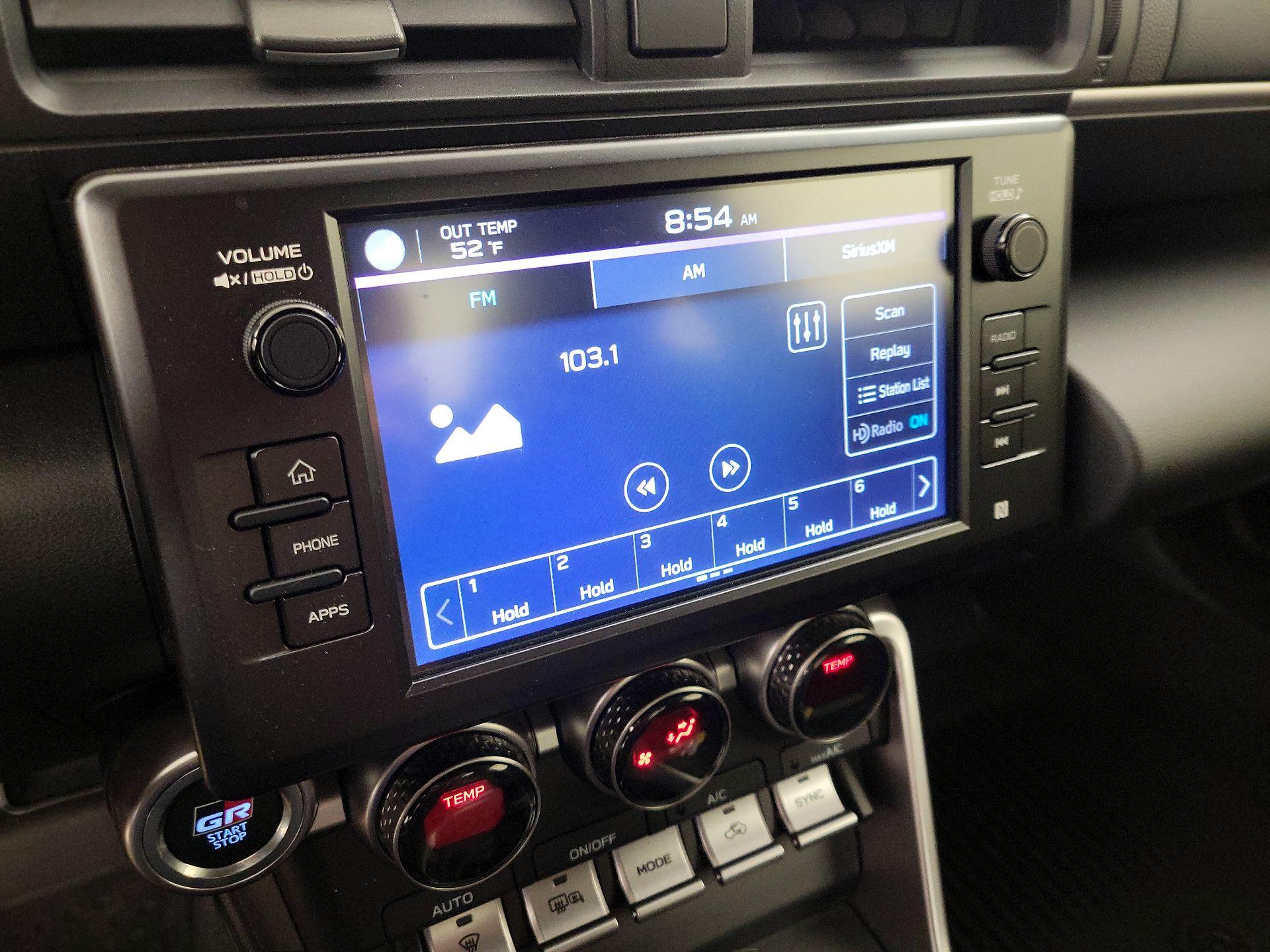 Thumbnail: 2025 Toyota GR86 - 15