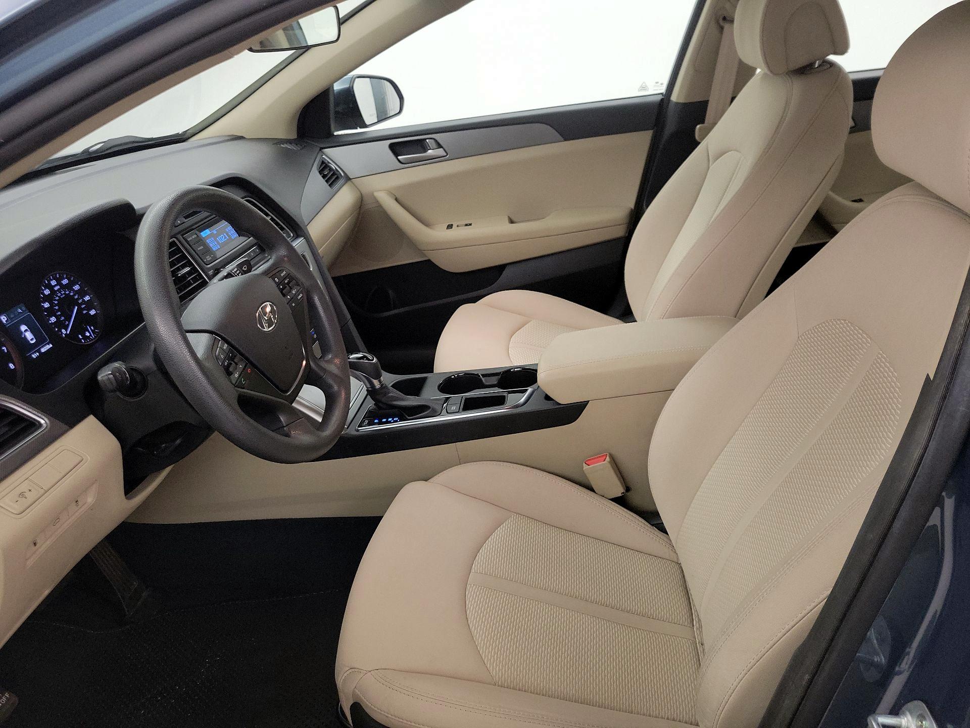 Thumbnail: 2015 Hyundai Sonata - 11