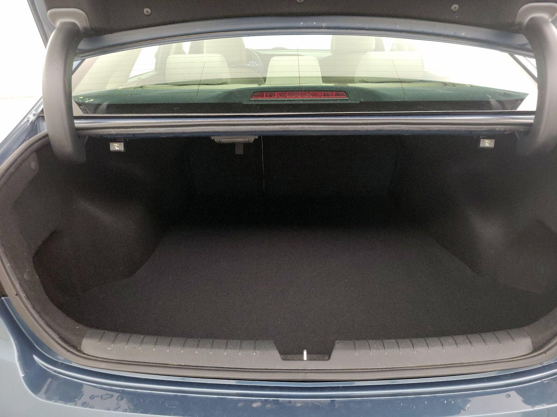 Thumbnail: 2015 Hyundai Sonata - 19