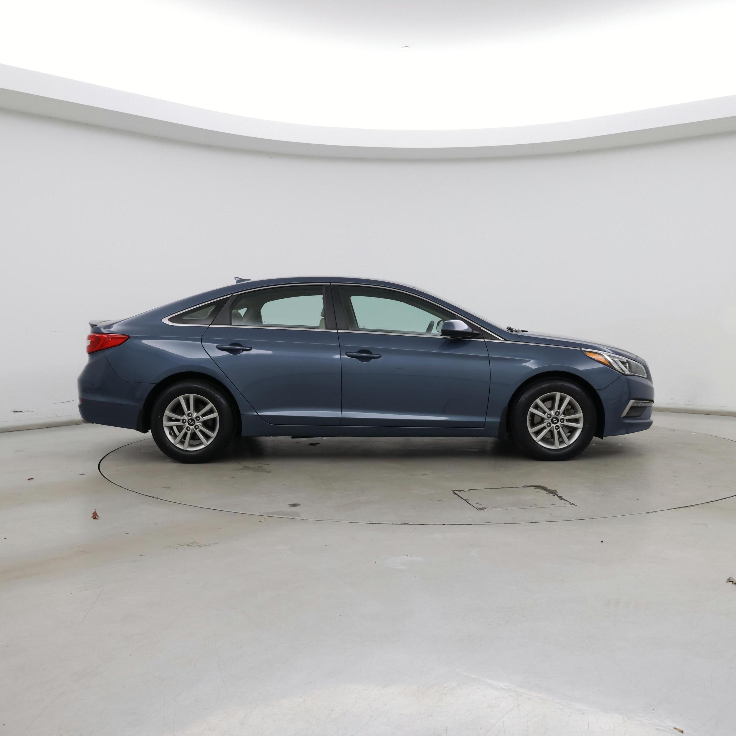 Thumbnail: 2015 Hyundai Sonata - 7