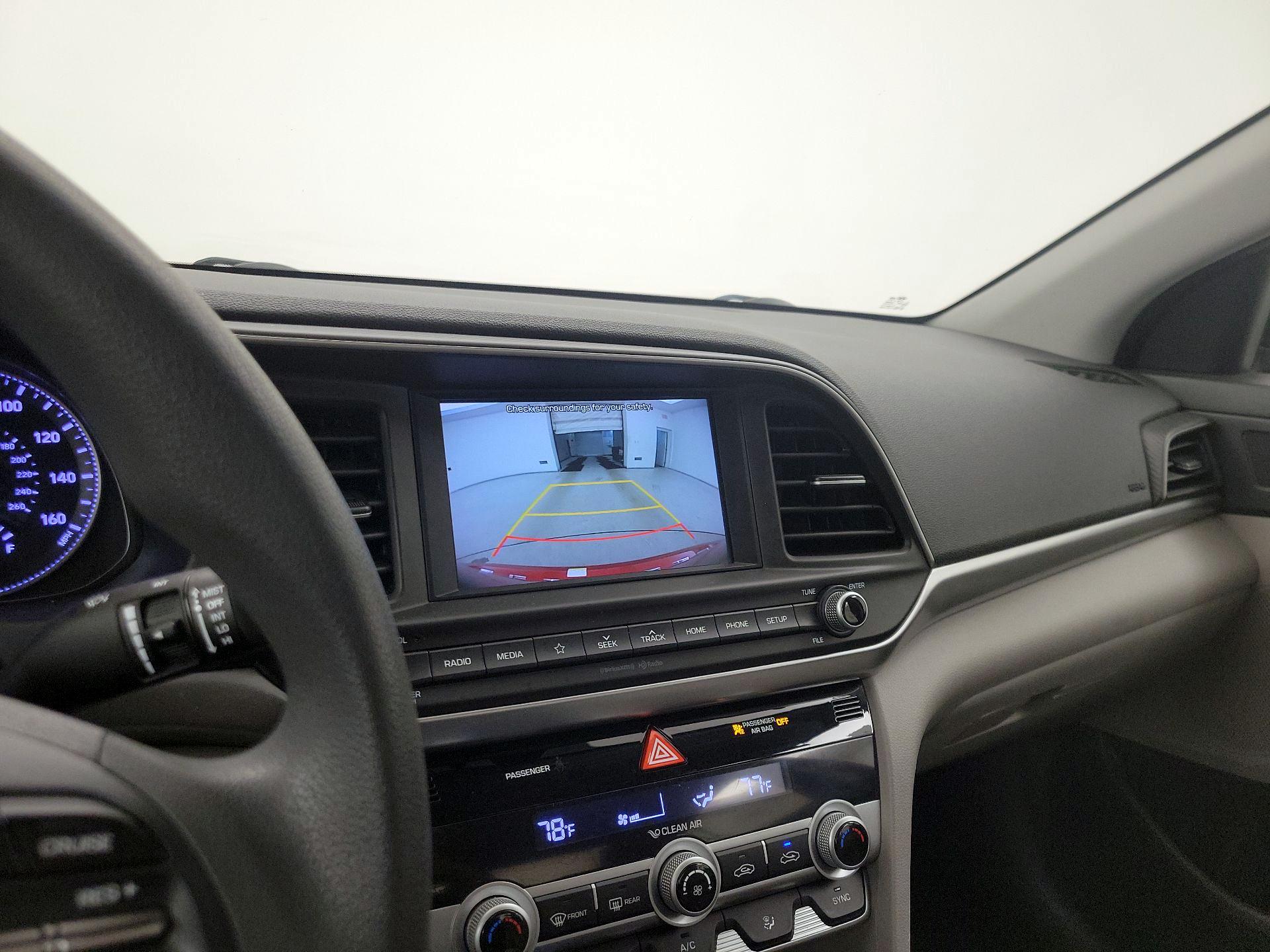 Thumbnail: 2020 Hyundai Elantra - 14