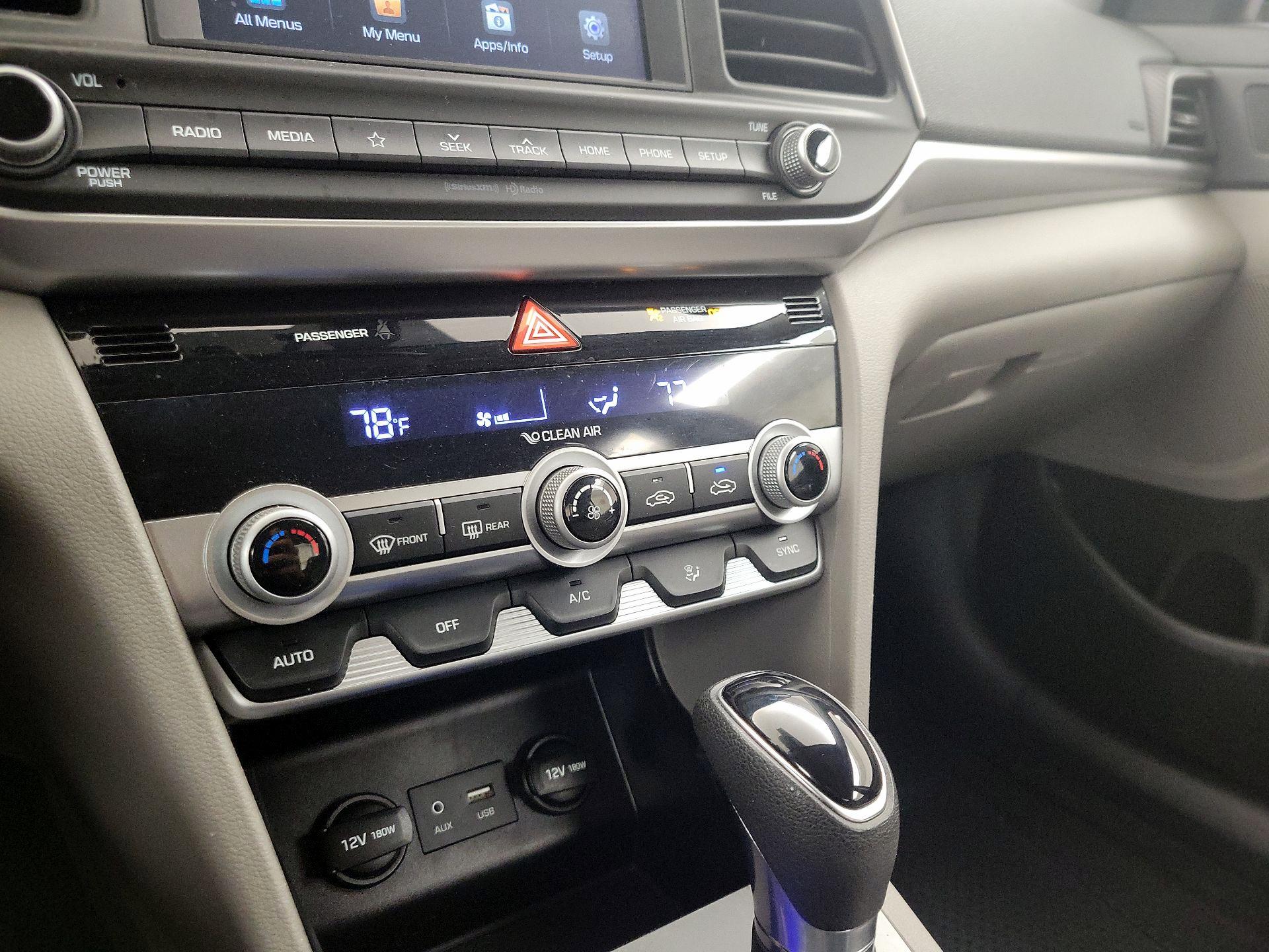 Thumbnail: 2020 Hyundai Elantra - 16