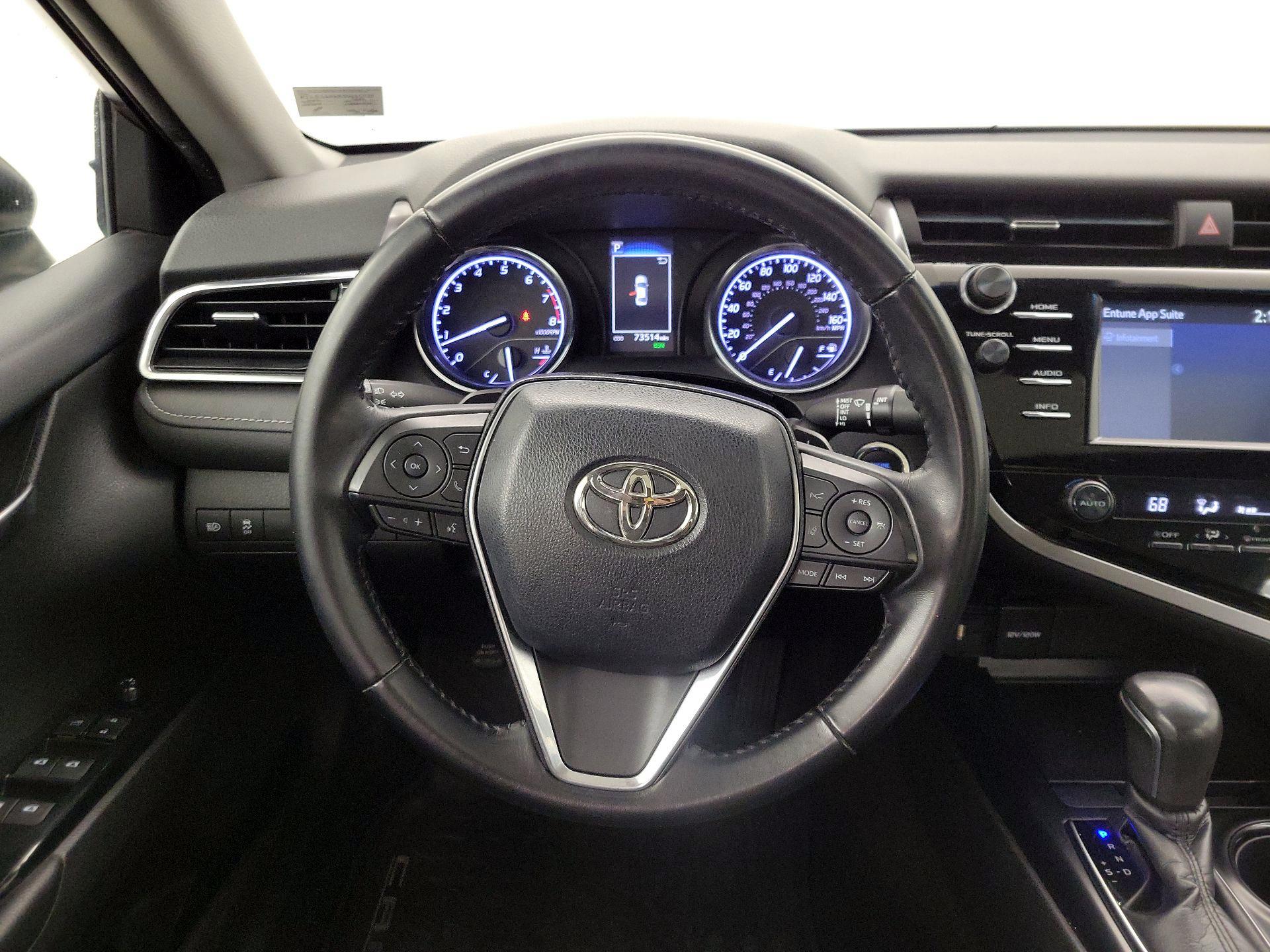 Thumbnail: 2018 Toyota Camry - 10