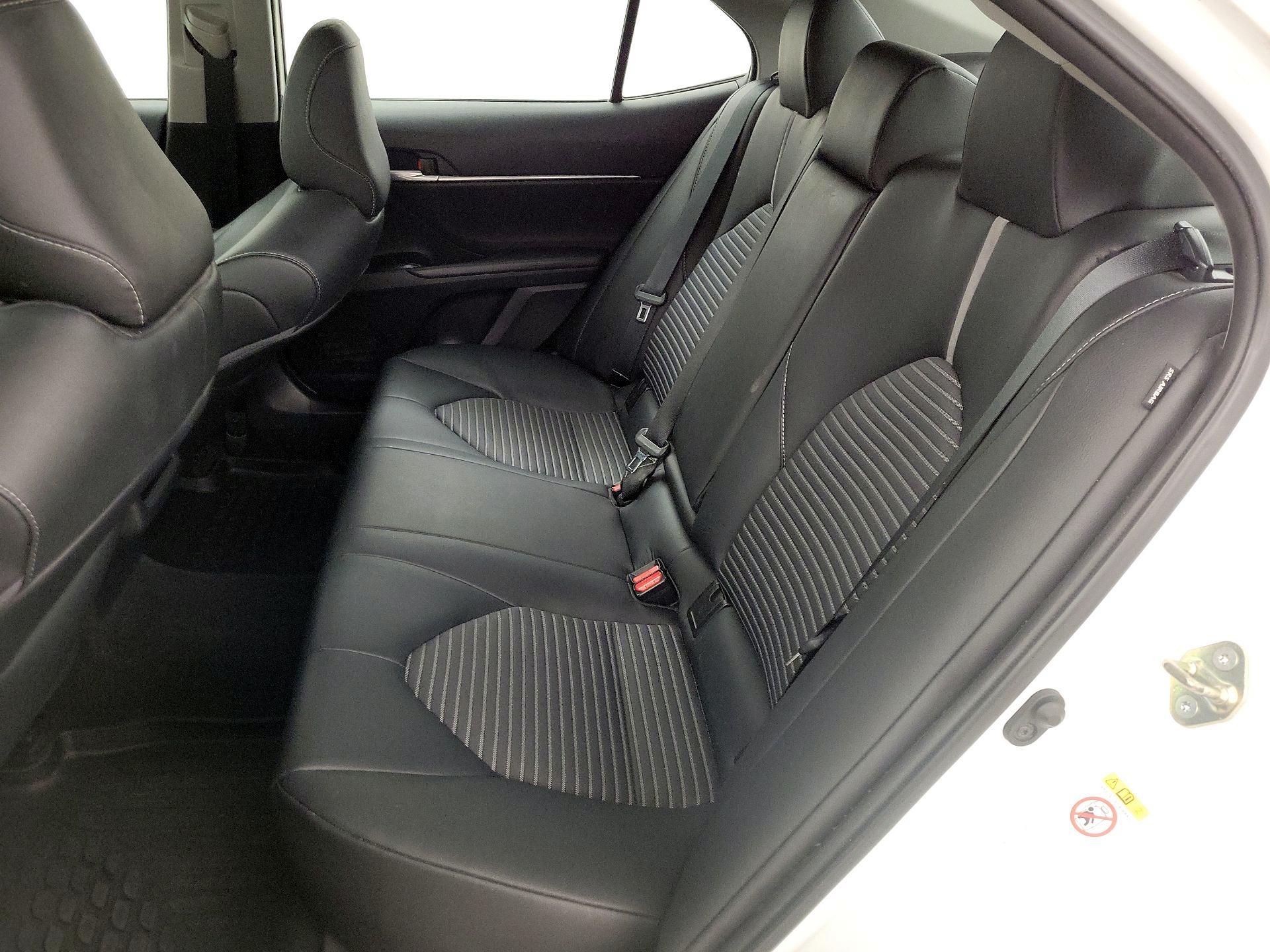 Thumbnail: 2018 Toyota Camry - 20