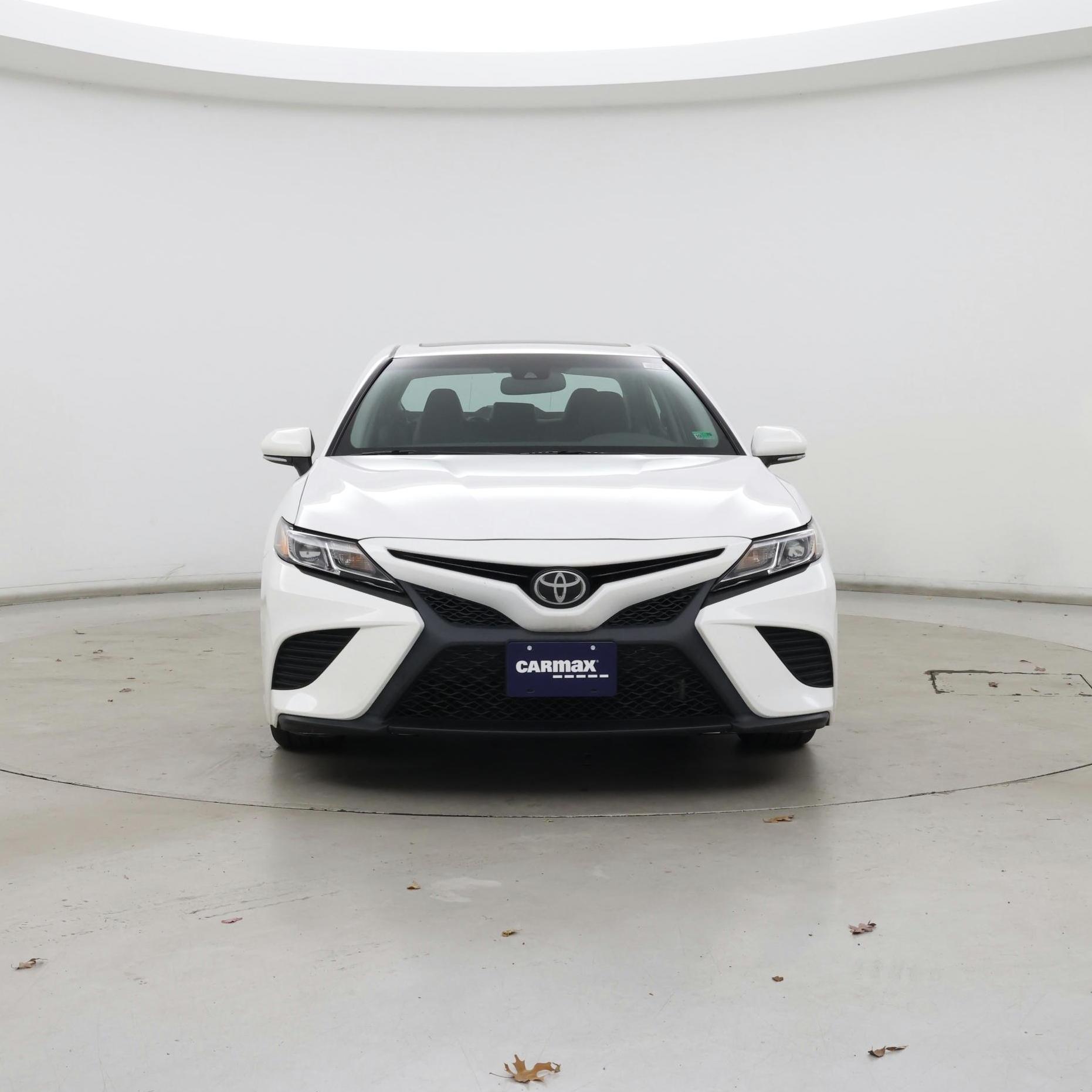 Thumbnail: 2018 Toyota Camry - 5