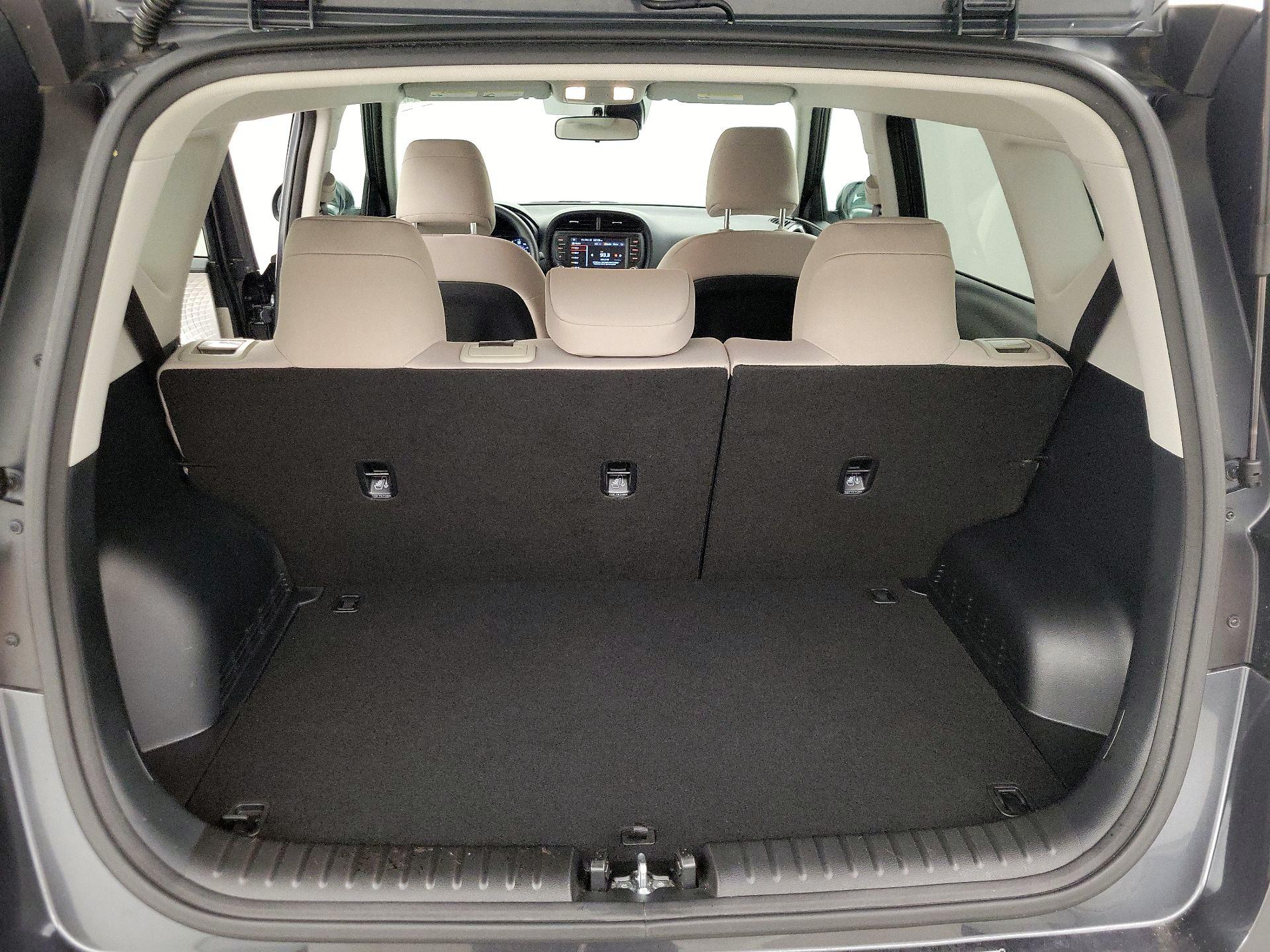 Thumbnail: 2022 Kia Soul - 20