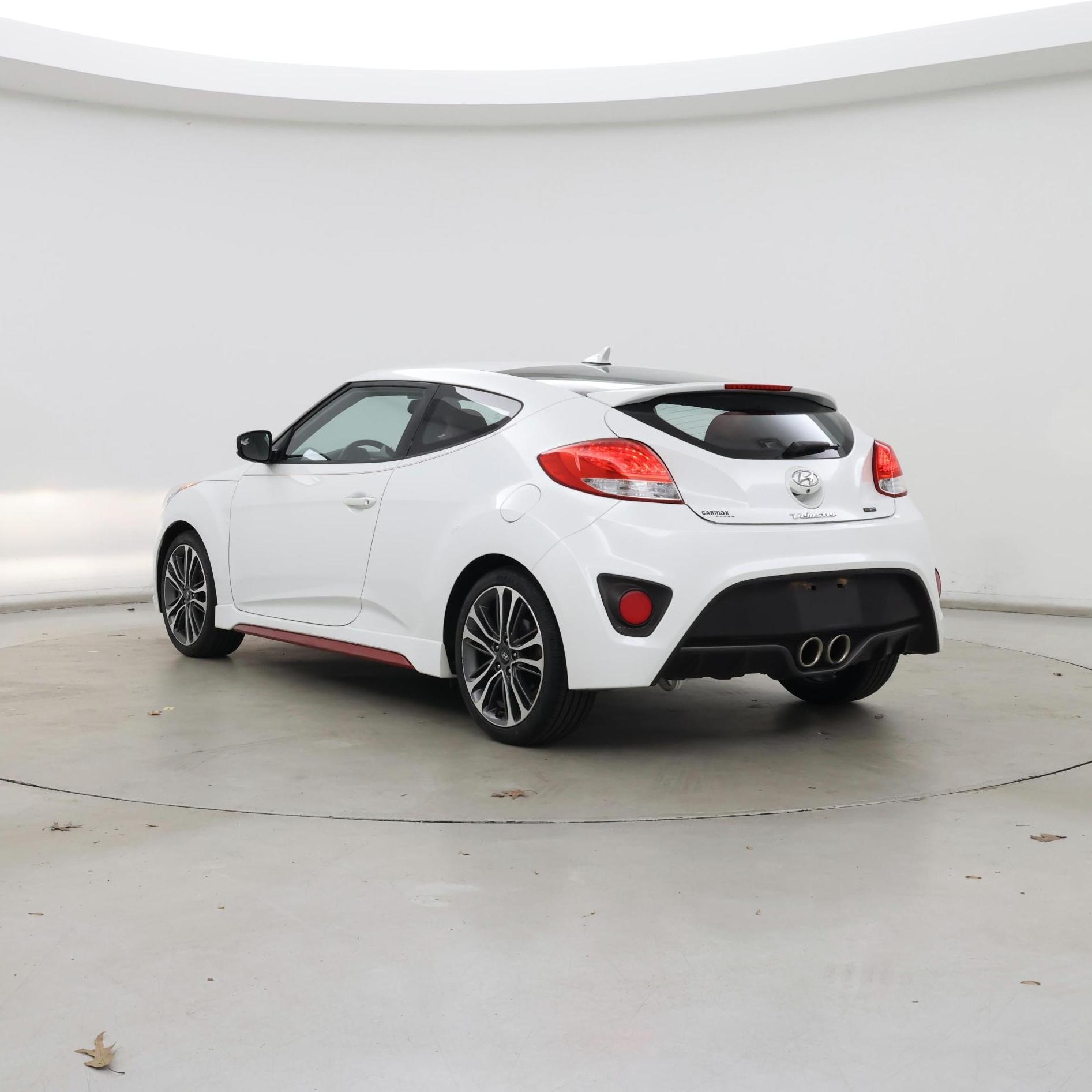 Thumbnail: 2016 Hyundai Veloster - 2