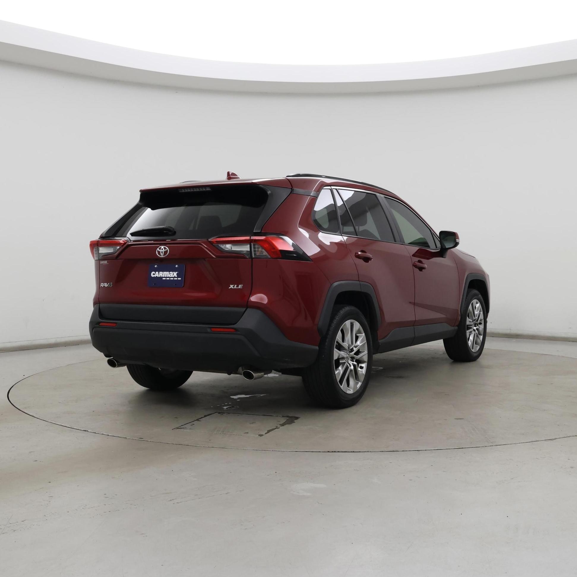 Thumbnail: 2020 Toyota RAV4 - 8
