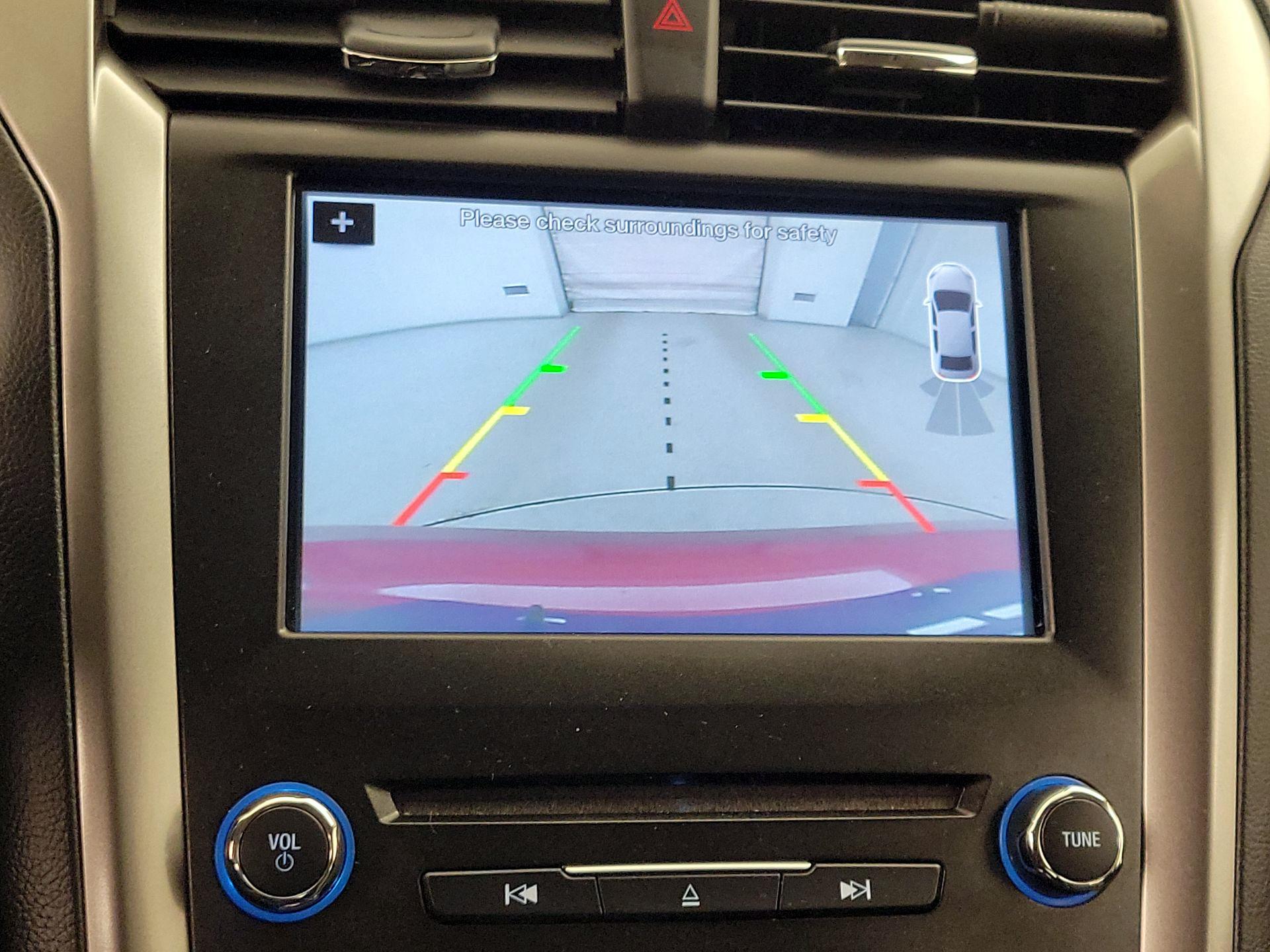 Thumbnail: 2018 Ford Fusion - 15