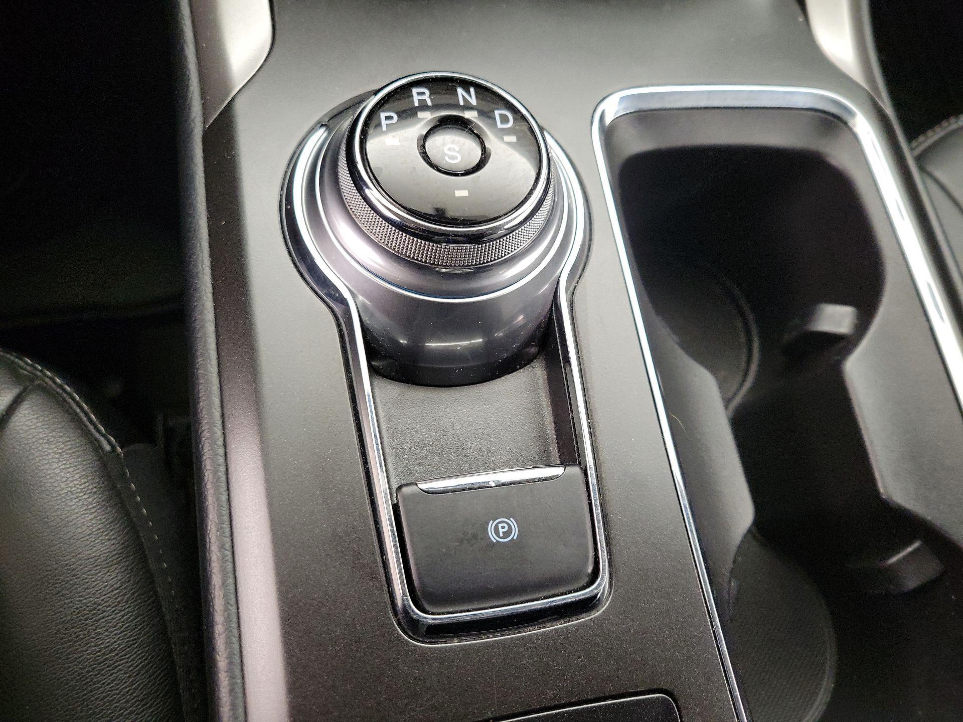 Thumbnail: 2018 Ford Fusion - 18