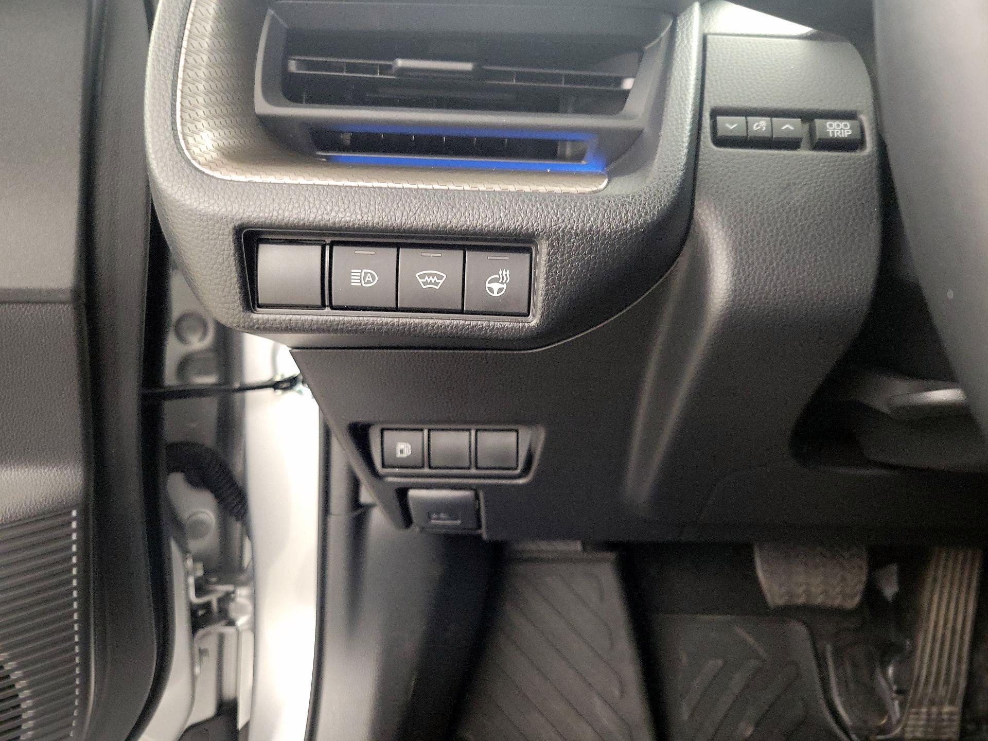 Thumbnail: 2024 Toyota Prius - 13