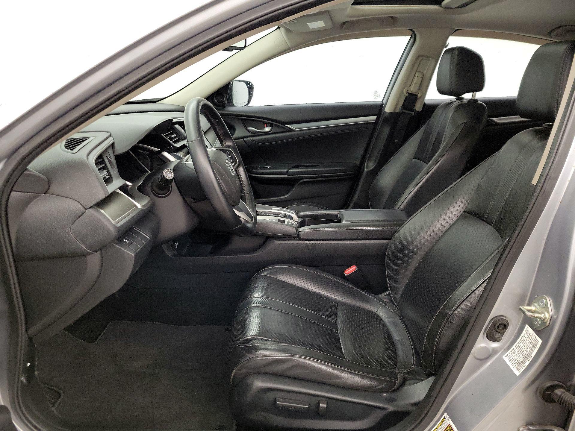 Thumbnail: 2016 Honda Civic - 11