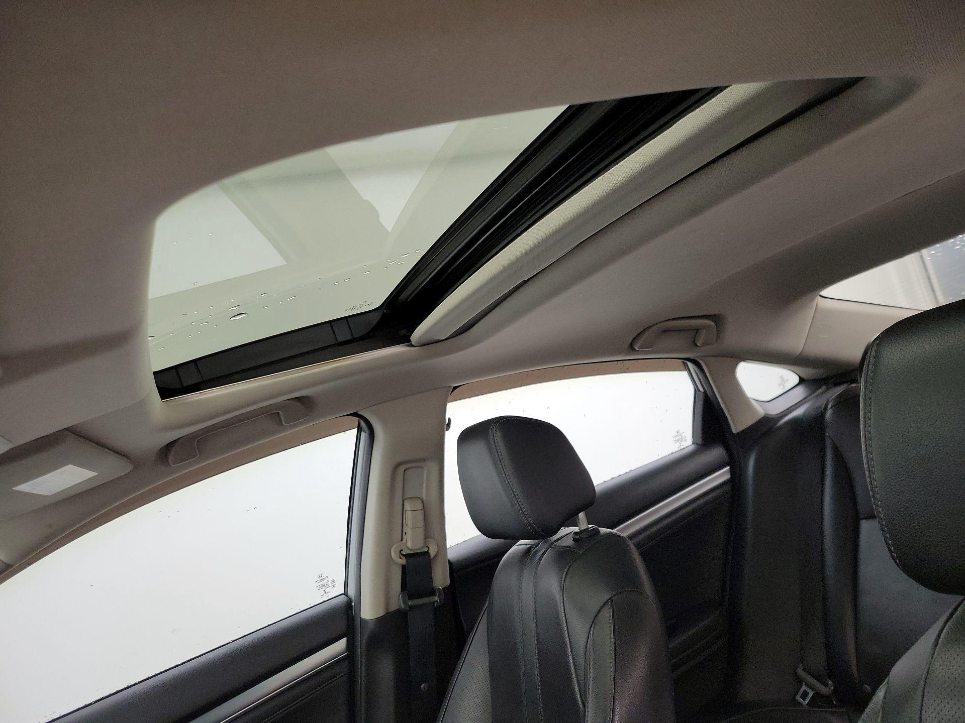 Thumbnail: 2016 Honda Civic - 19