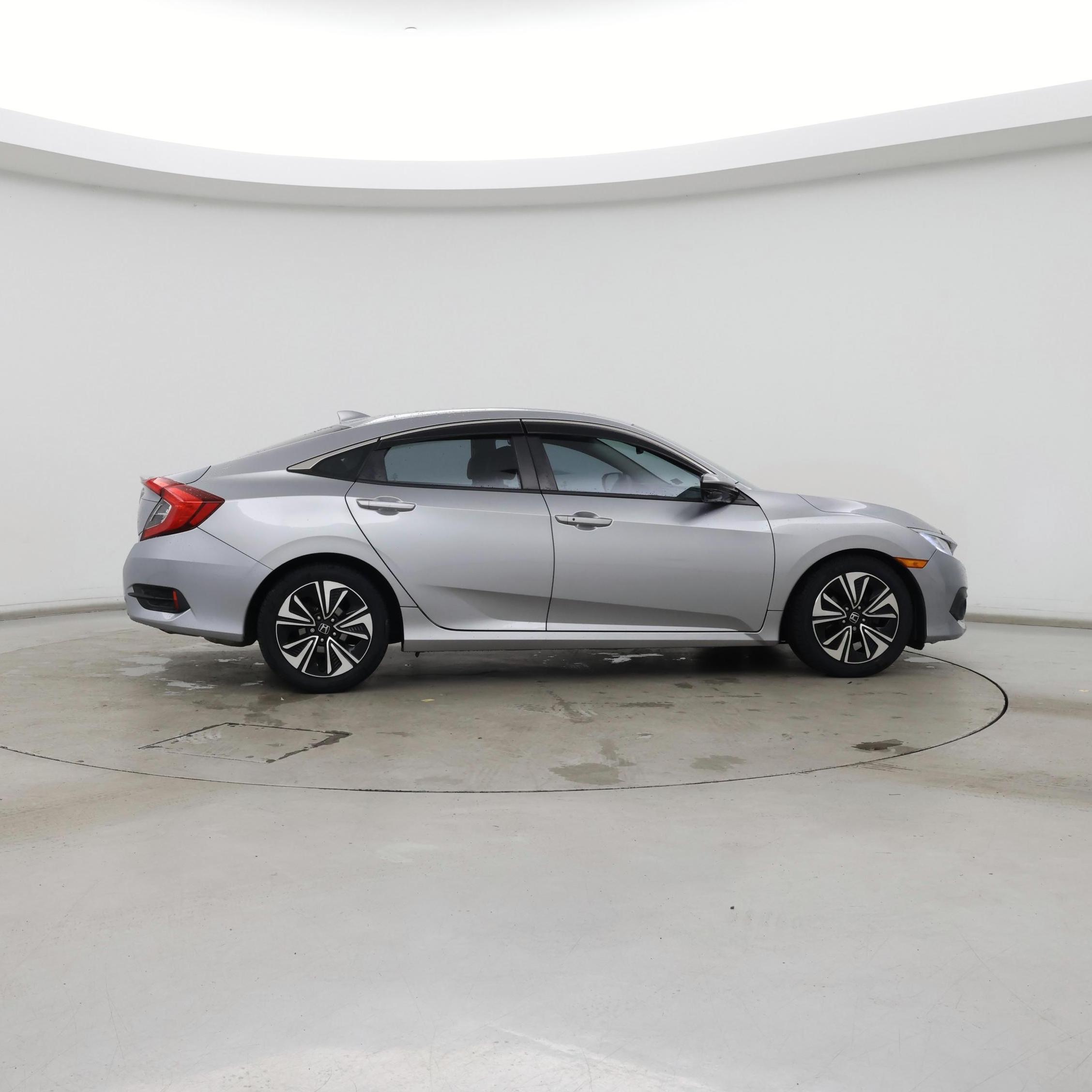 Thumbnail: 2016 Honda Civic - 7