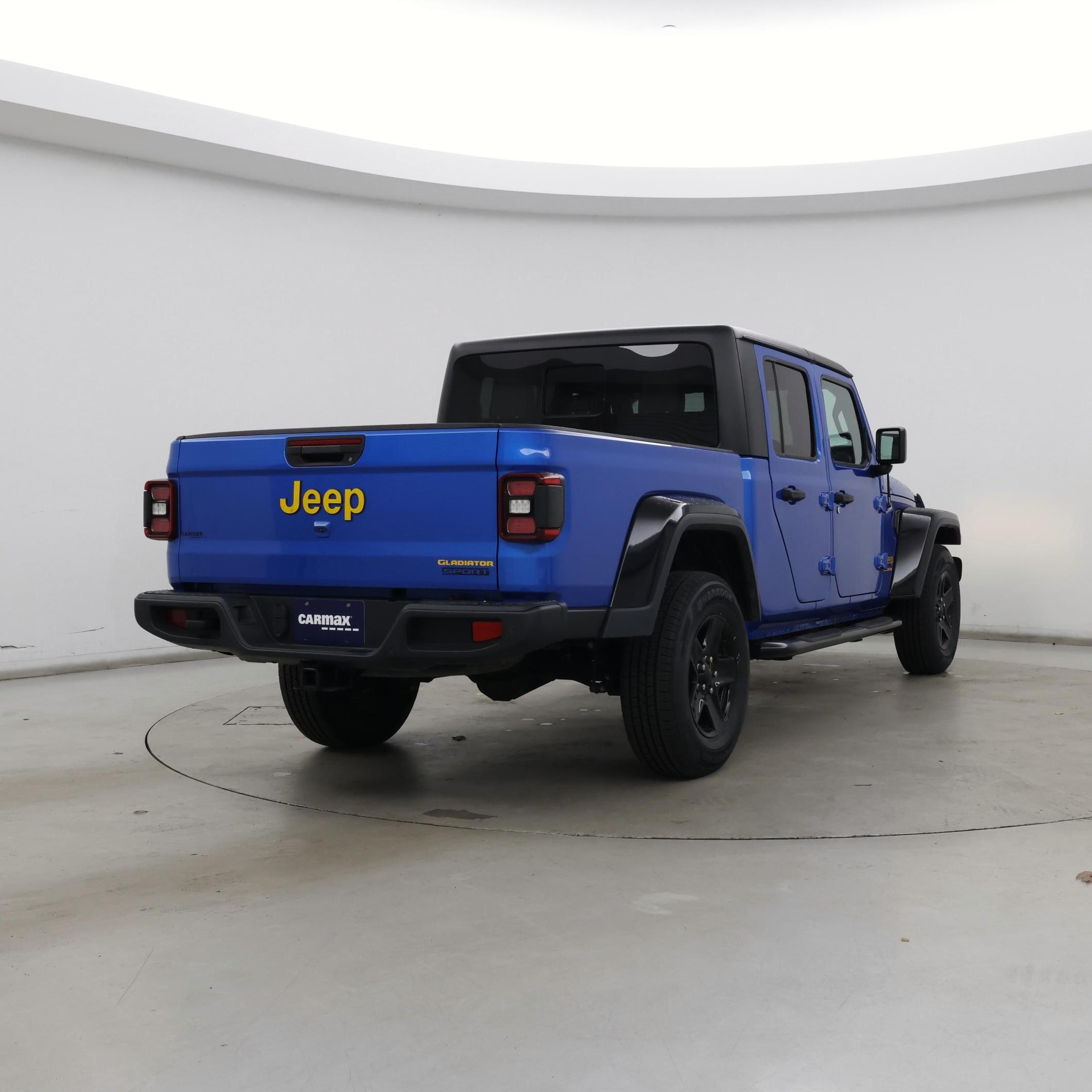 Thumbnail: 2021 Jeep Gladiator - 8