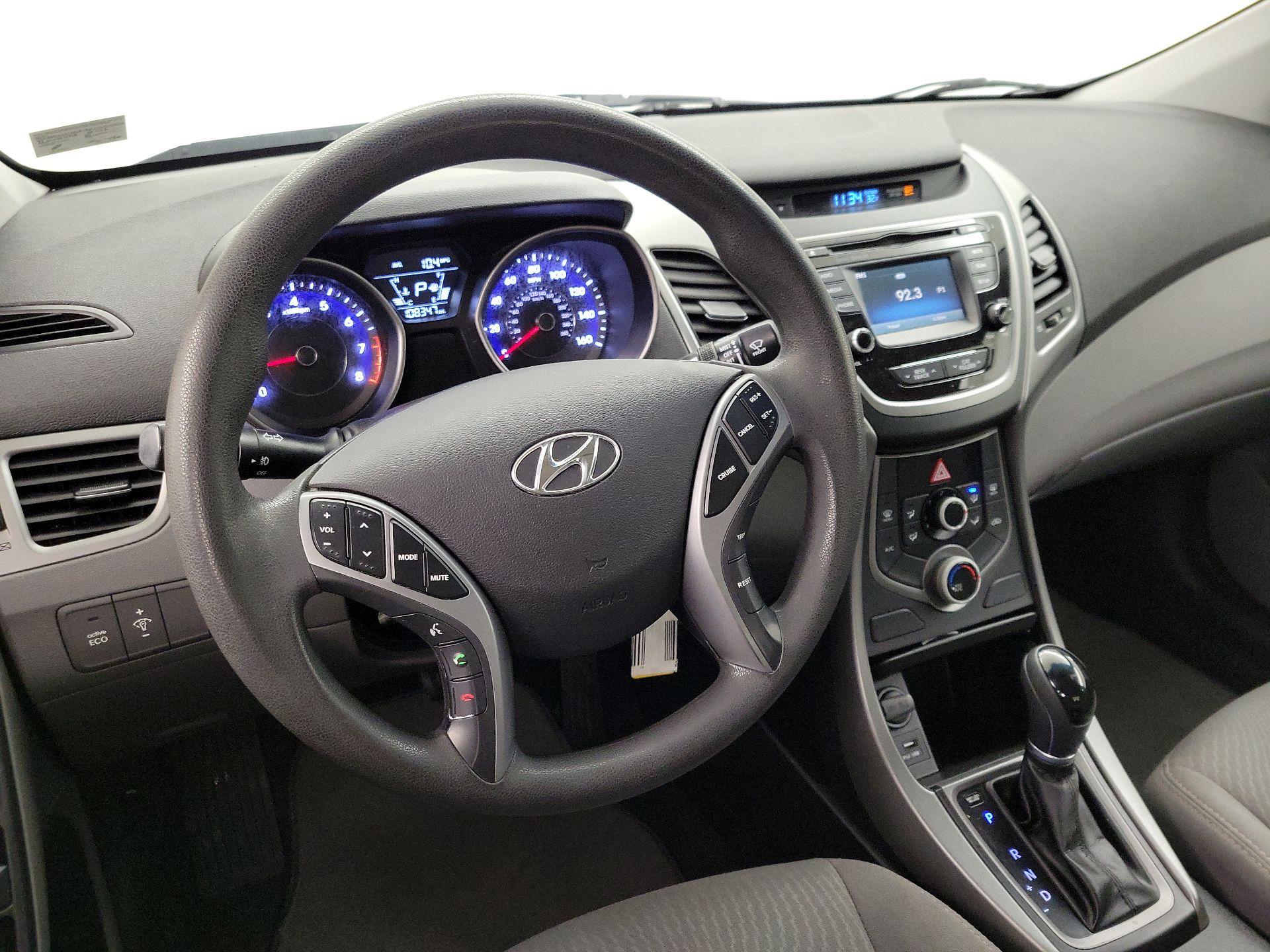Thumbnail: 2016 Hyundai Elantra - 9