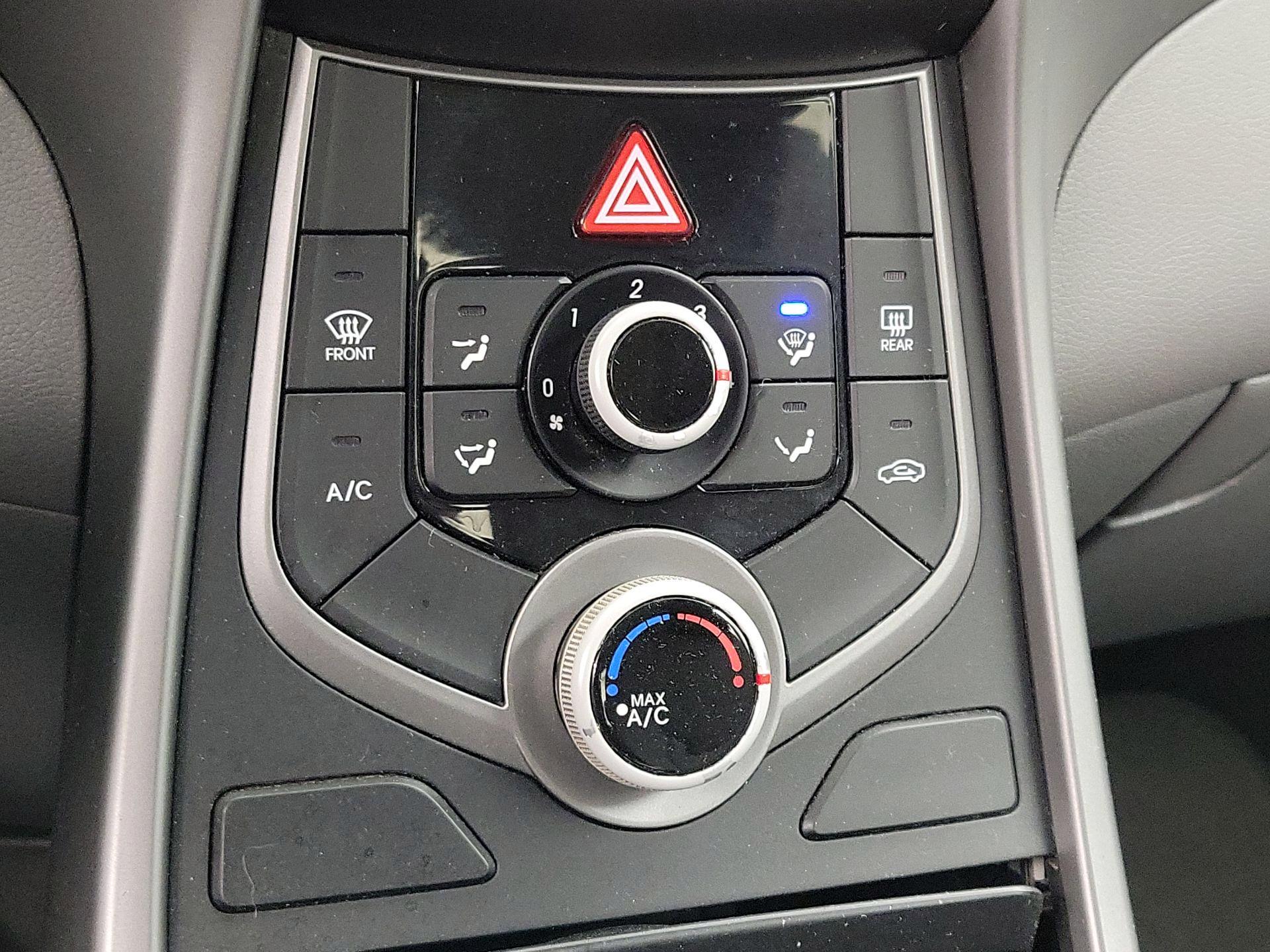 Thumbnail: 2016 Hyundai Elantra - 16