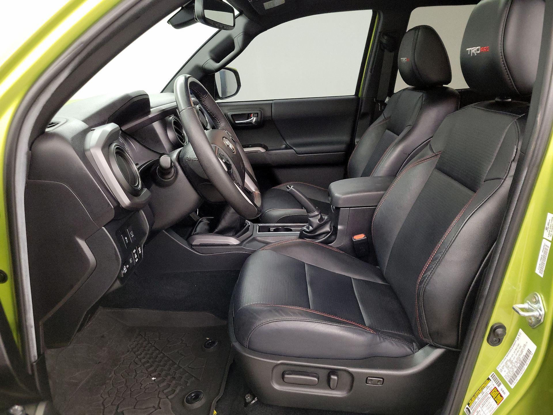 Thumbnail: 2022 Toyota Tacoma - 11