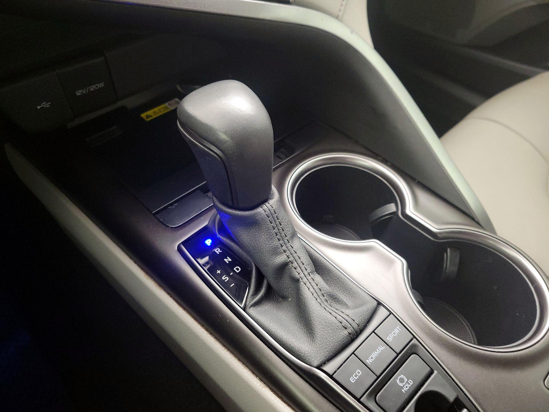 Thumbnail: 2024 Toyota Camry - 17