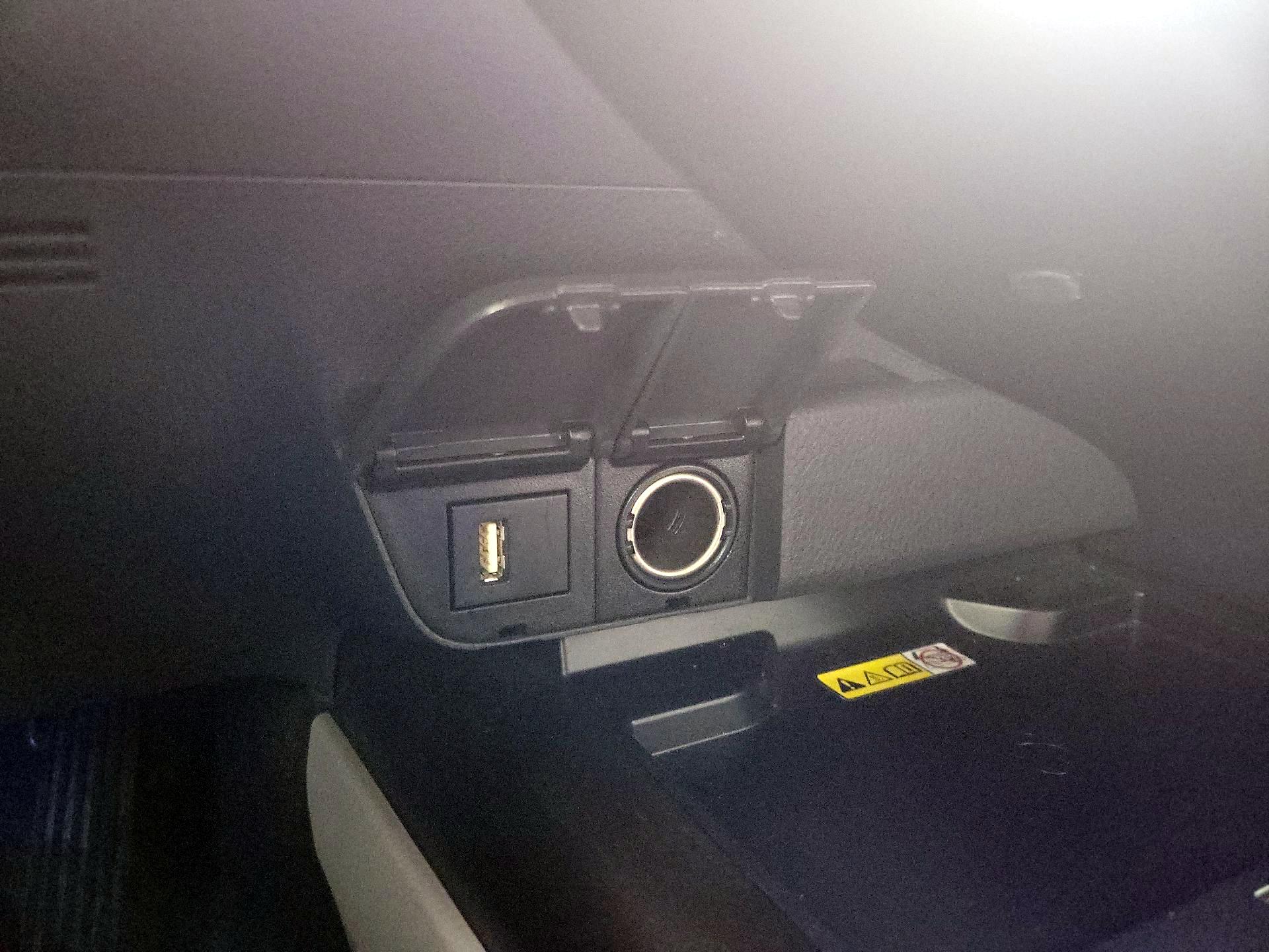 Thumbnail: 2024 Toyota Camry - 18